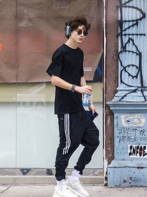 Supreme Small Box Baggy Cargo Sweatshorts Navy - 23SS, Apple AirPods Max Lightning Green (Korean Ver.) 착용 스타일 - 5