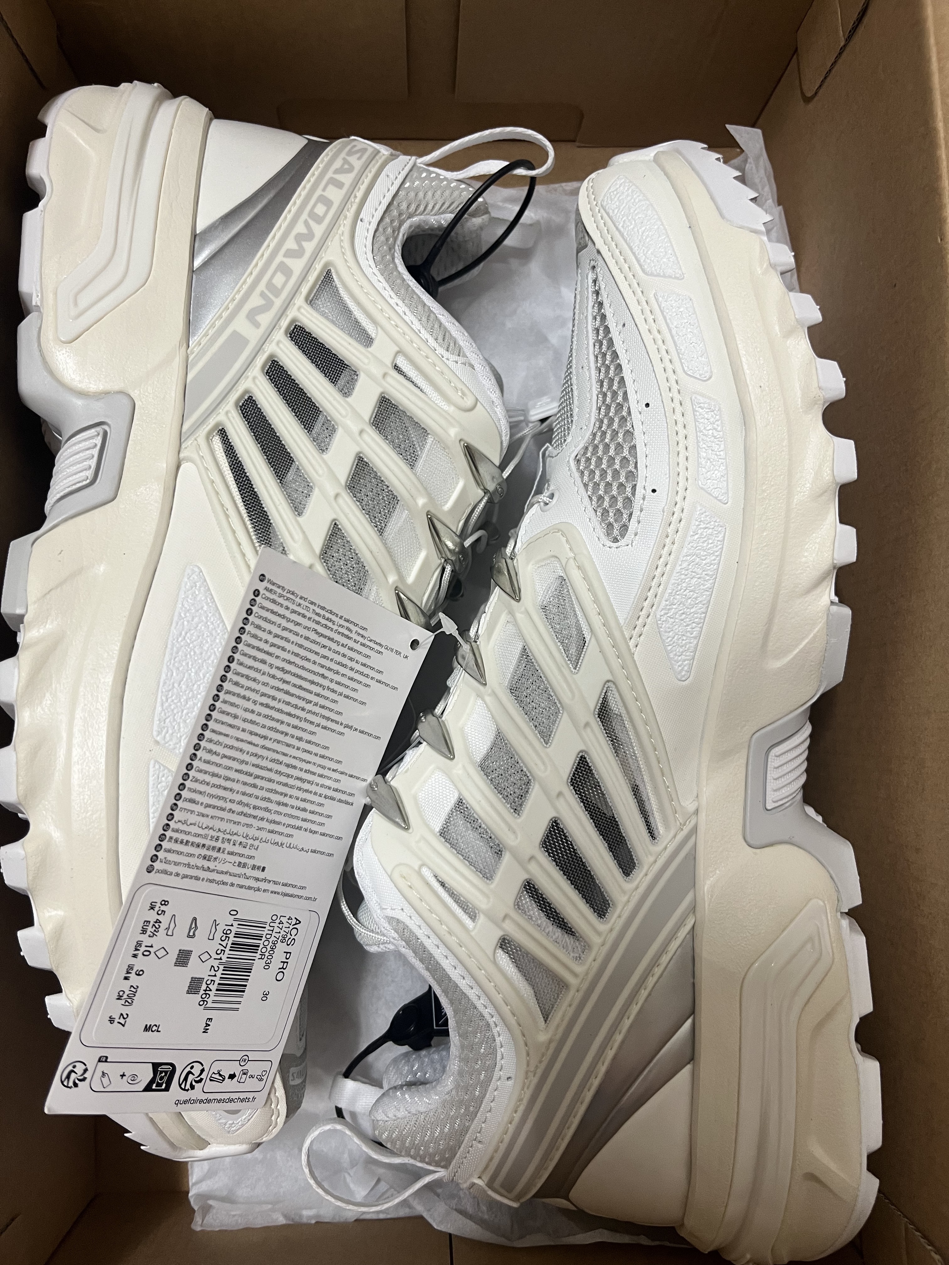 Salomon ACS Pro White Vanilla Ice 착용 스타일