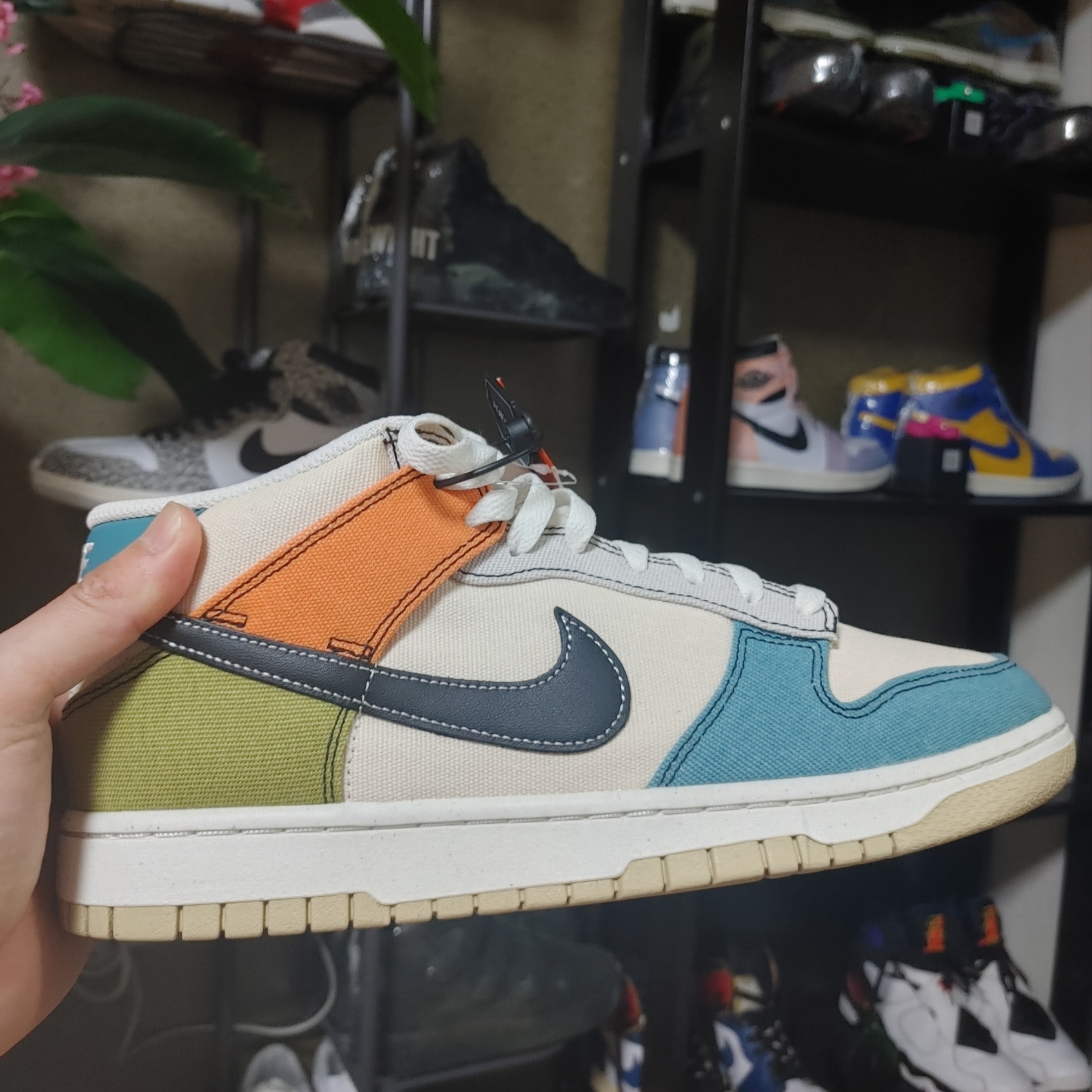 Nike Dunk Mid Mineral Teal and Moss 착용 스타일