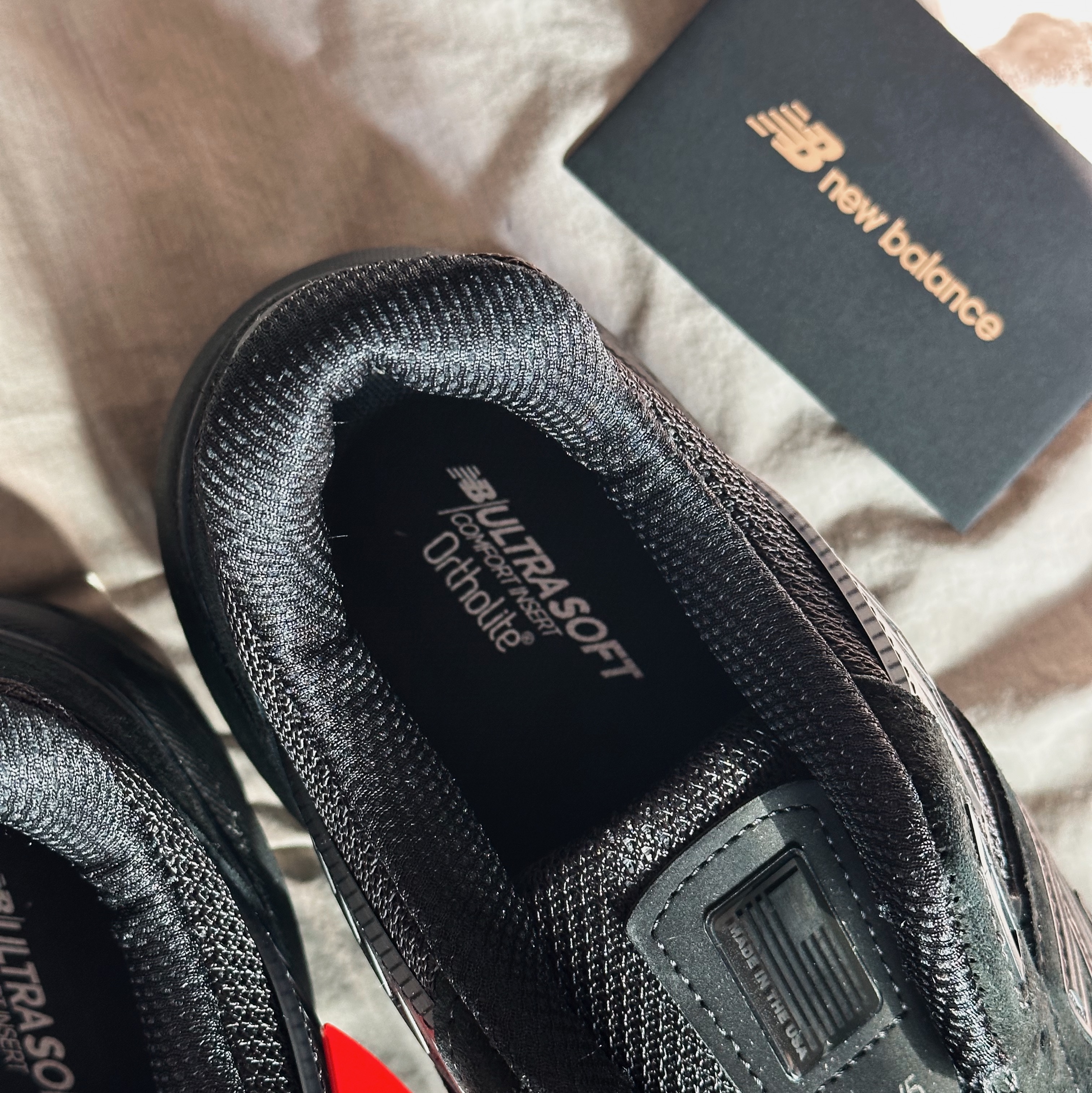 New Balance 990v5 Made in USA Triple Black - D Standard 착용 스타일 - 1