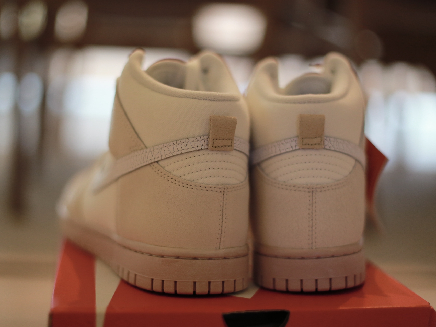 Nike Dunk High Retro PRM Summit White Phantom 착용 스타일 - 4
