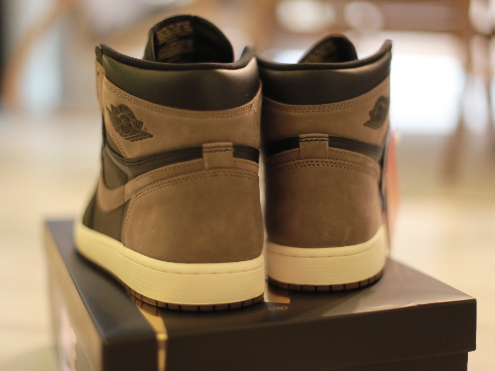 Jordan 1 Retro High OG Palomino 착용 스타일 - 3