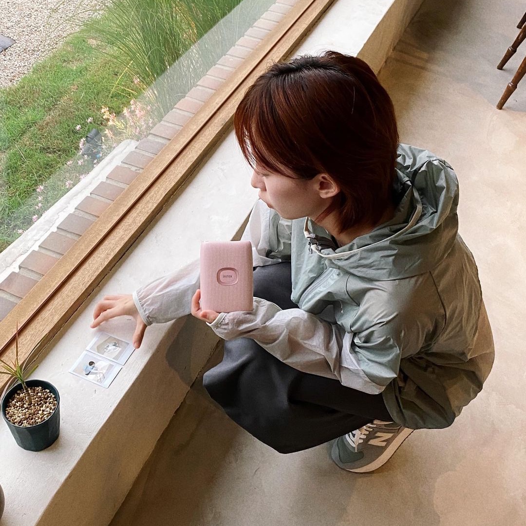 Art of Field Mix Packable Jacket Beige Green 착용 스타일 - 2
