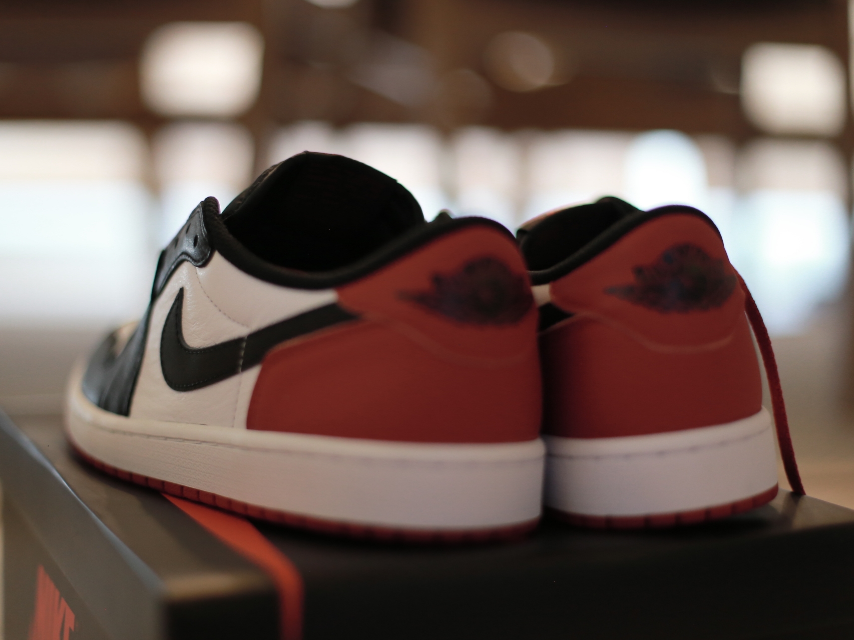 Jordan 1 Retro Low OG Black Toe 착용 스타일 - 3