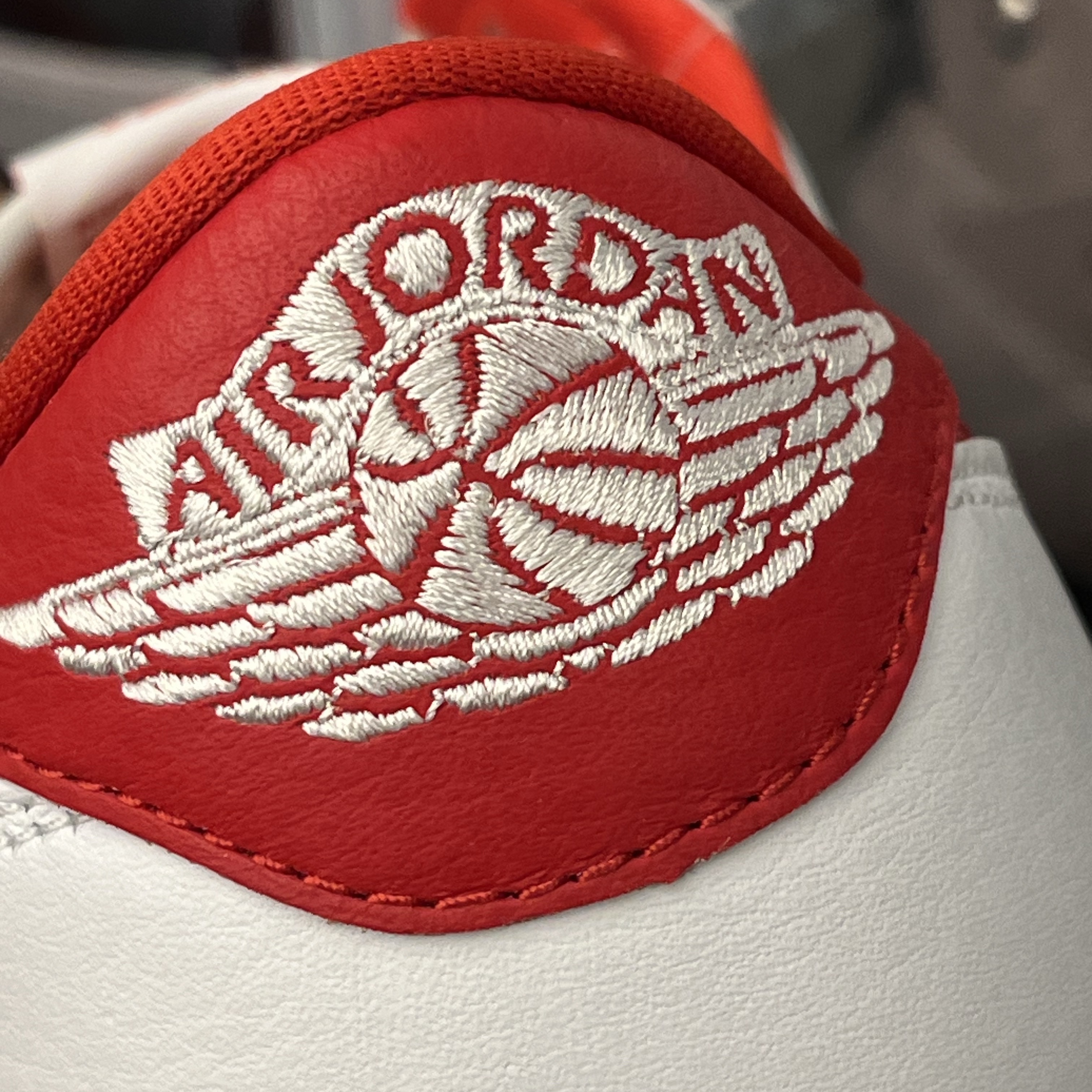 Jordan 1 Retro Low OG University Red 착용 스타일