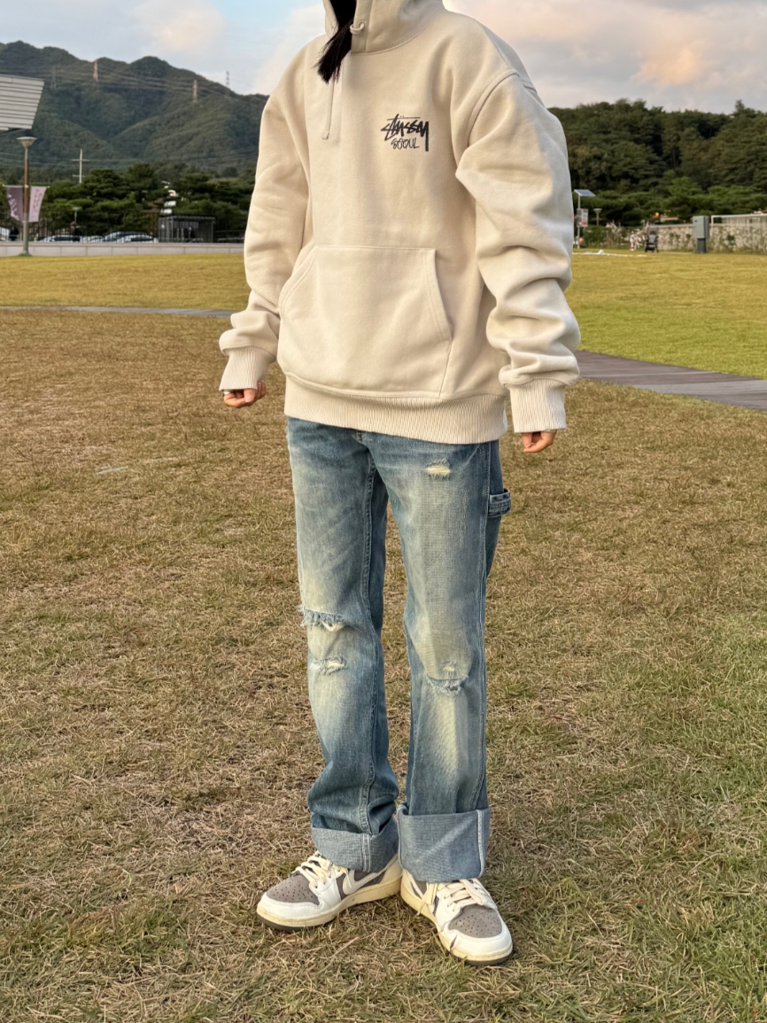 Jordan 1 x Travis Scott Retro Low OG SP Sail and Ridgerock, Stussy Stock Seoul Hood Smoke 2022 착용 스타일 - 3