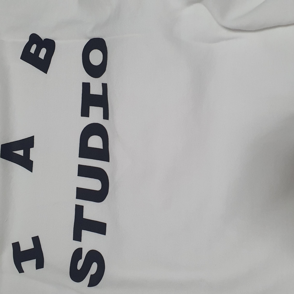 IAB Studio T-Shirt White - 23FW 착용 스타일 - 3
