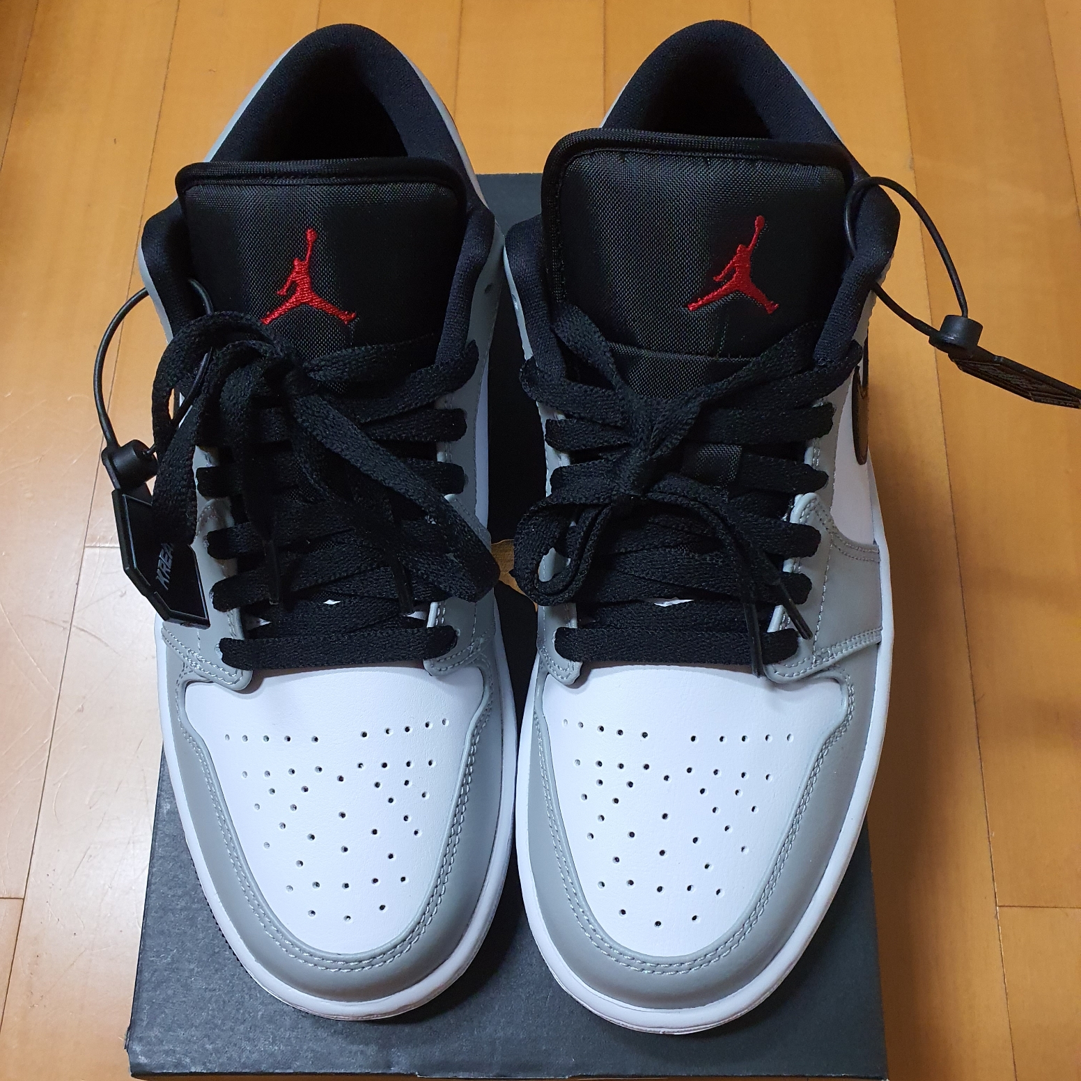 Jordan 1 Low Light Smoke Grey 착용 스타일