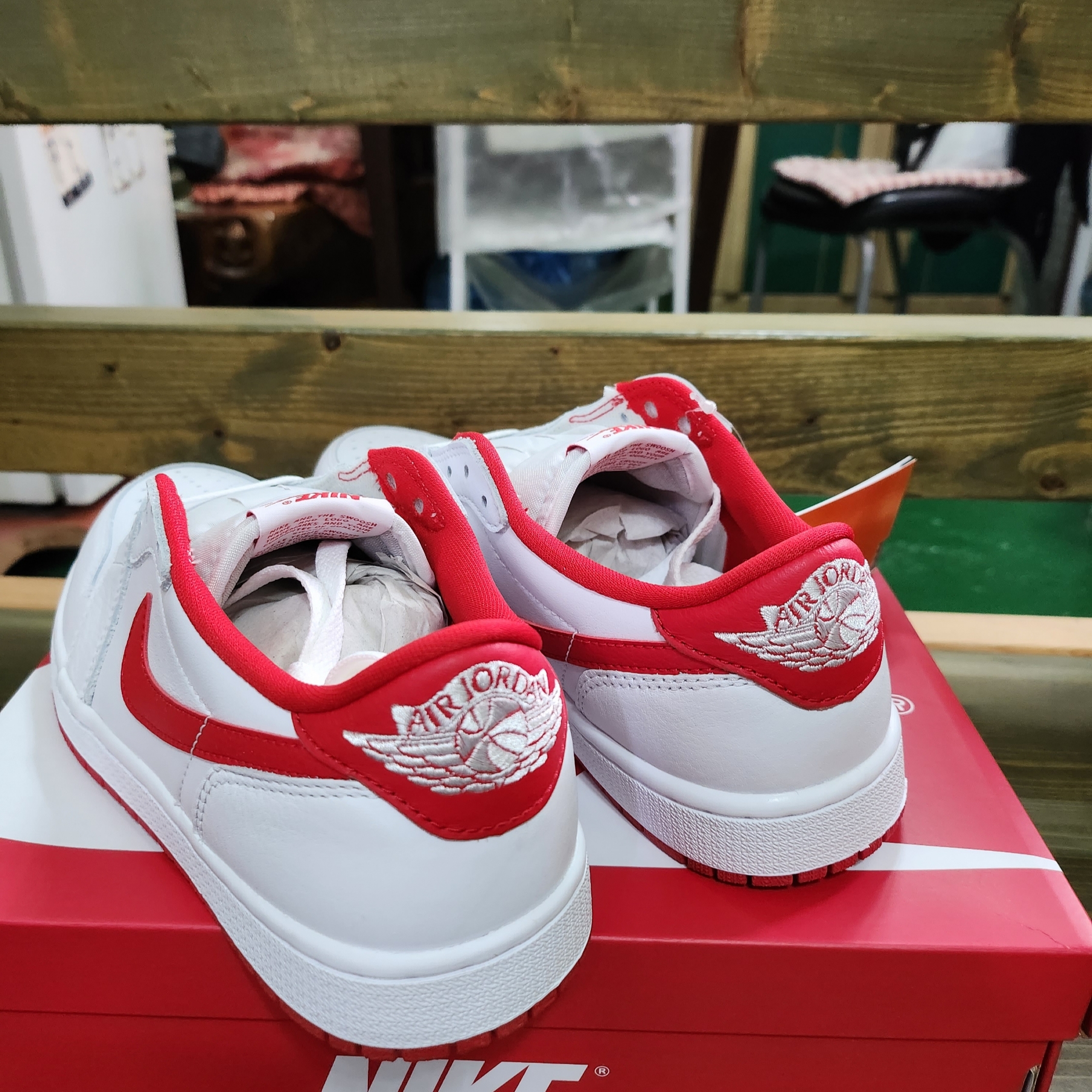 Jordan 1 Retro Low OG University Red 착용 스타일