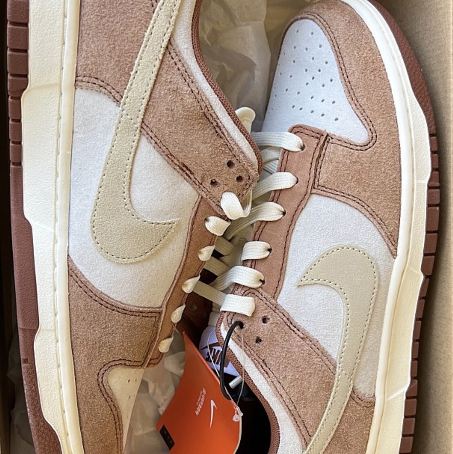 Nike Dunk Low Pro Premium Medium Curry 착용 스타일