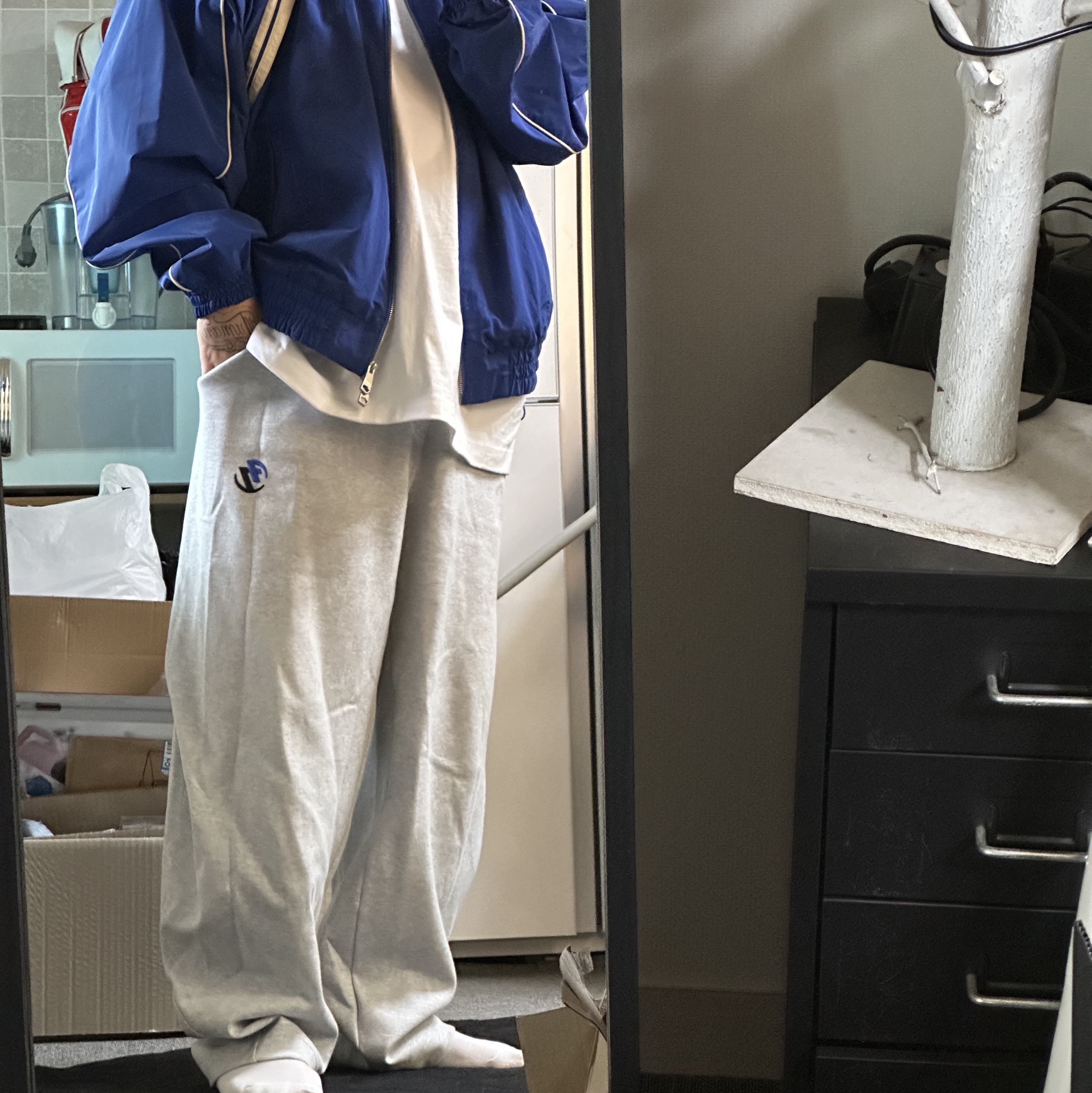 Ader Error Bashar Jumper Z-Blue, Zara x Ader Error Jogger Pants Grey 착용 스타일