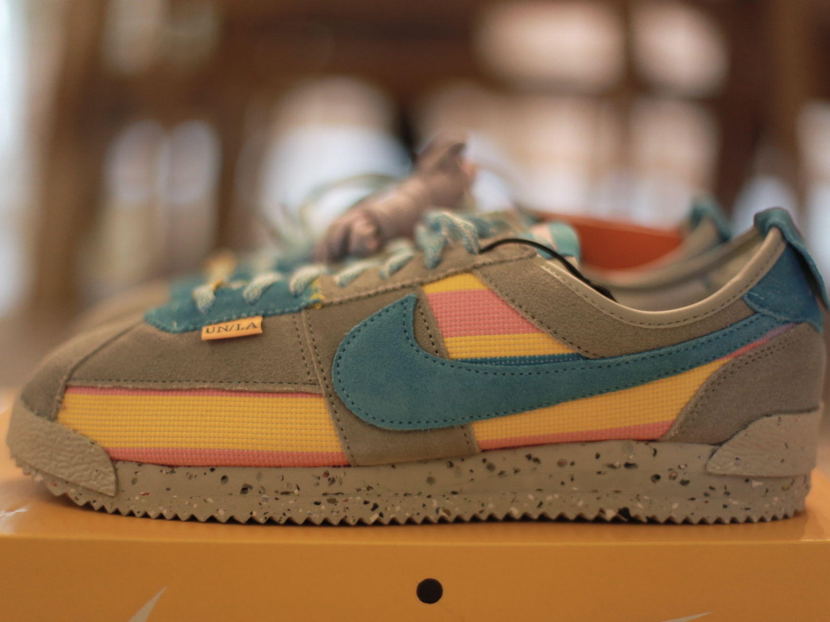 Nike x Union Cortez SP Light Smoke 착용 스타일 - 2