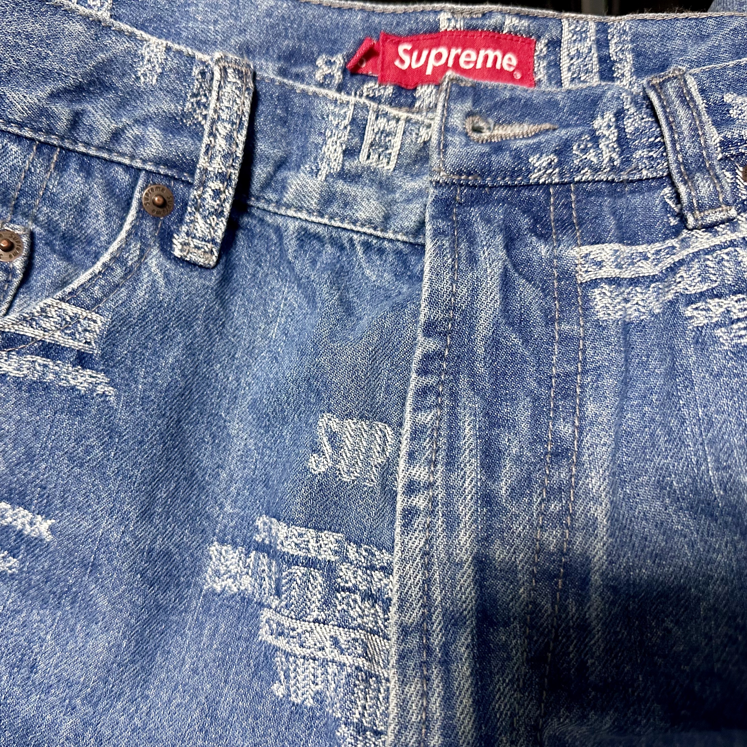 Supreme Trademark Jacquard Baggy Jean Washed Blue - 23SS, Jordan 1 x Travis Scott Retro Low OG SP Black Phantom 착용 스타일 - 3