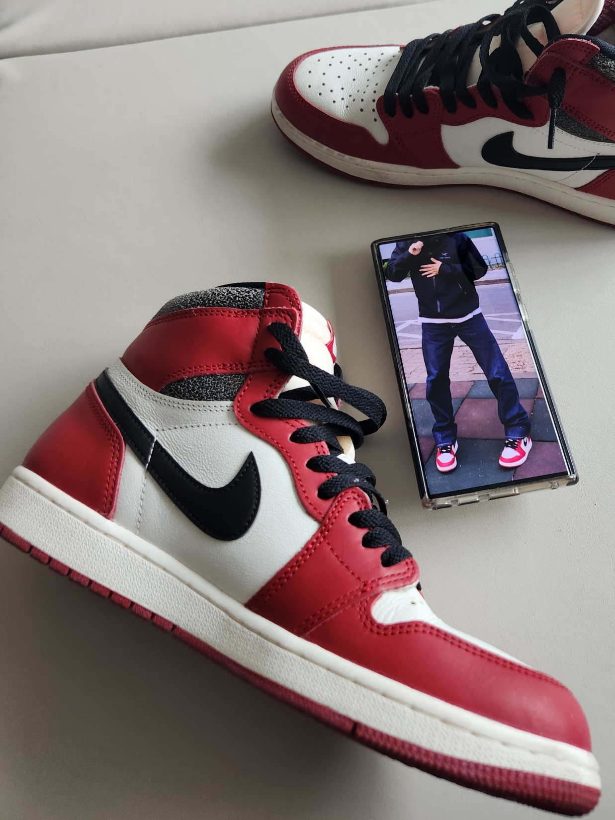 Jordan 1 Retro High OG Chicago 2022 착용 스타일 - 1