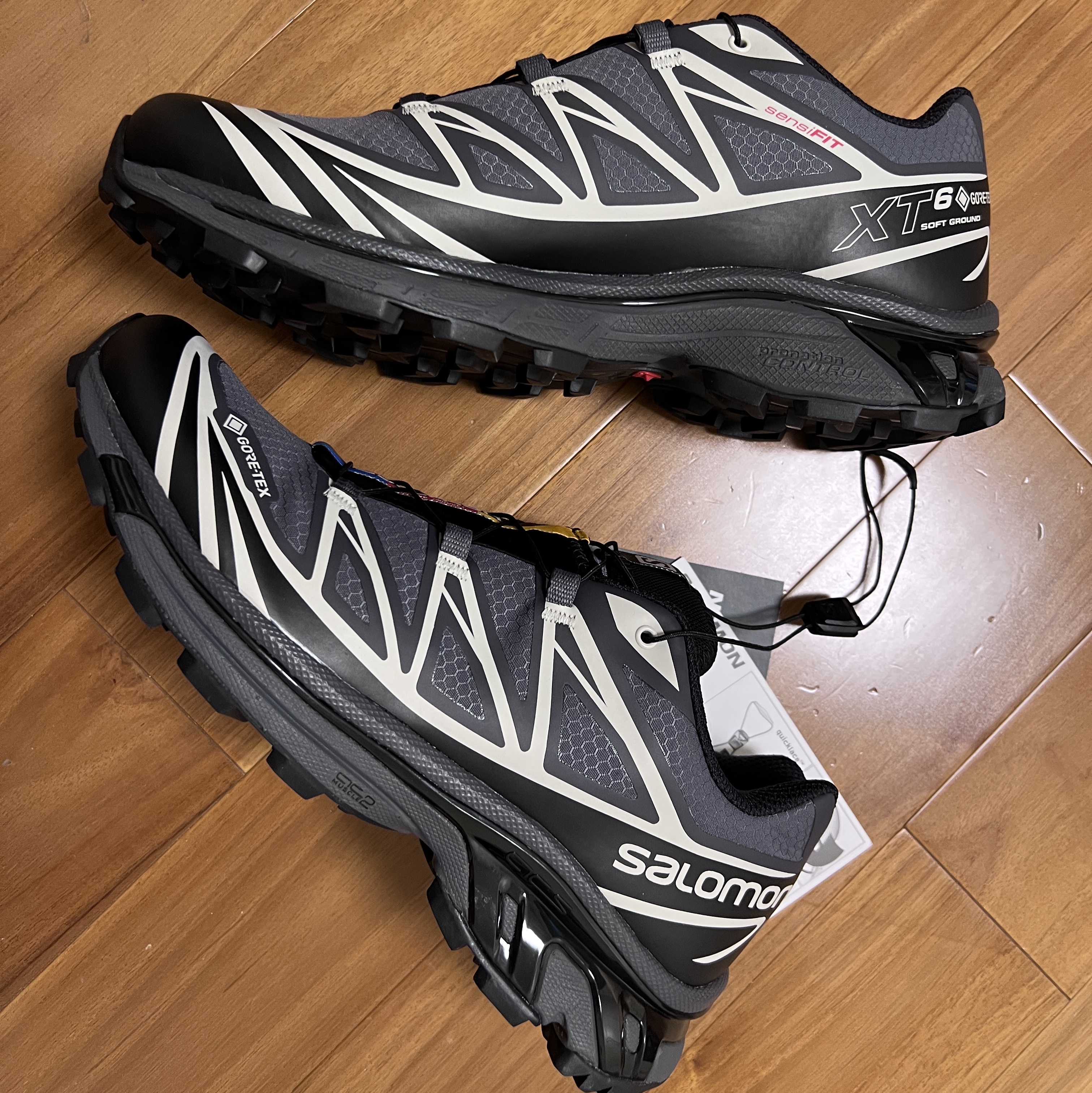 Salomon XT-6 Gore-Tex Black Ebony 착용 스타일