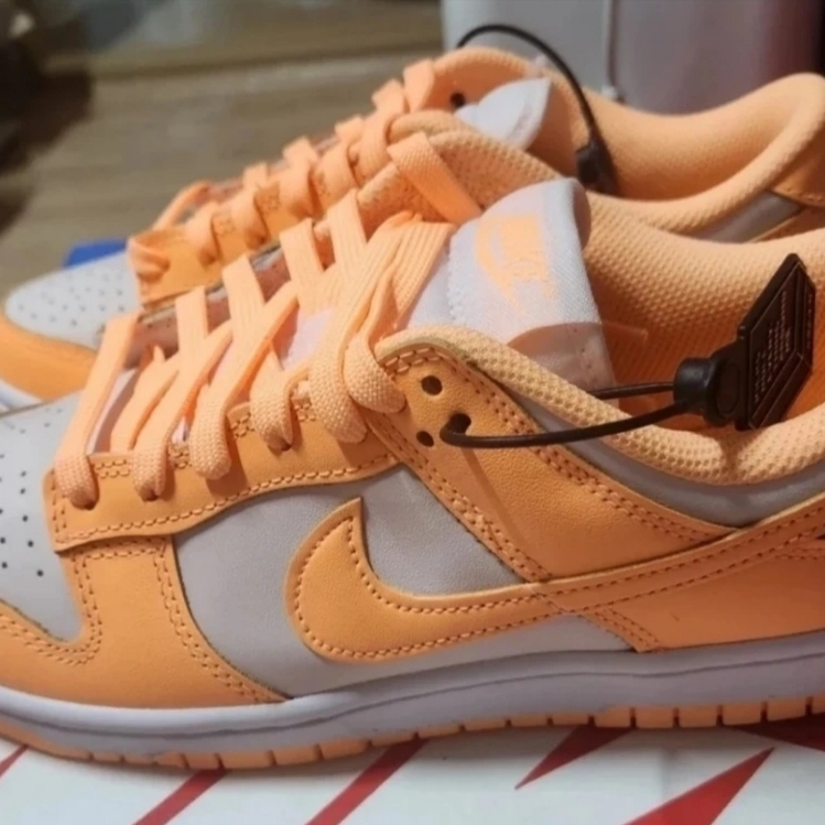 (W) Nike Dunk Low Peach Cream 착용 스타일