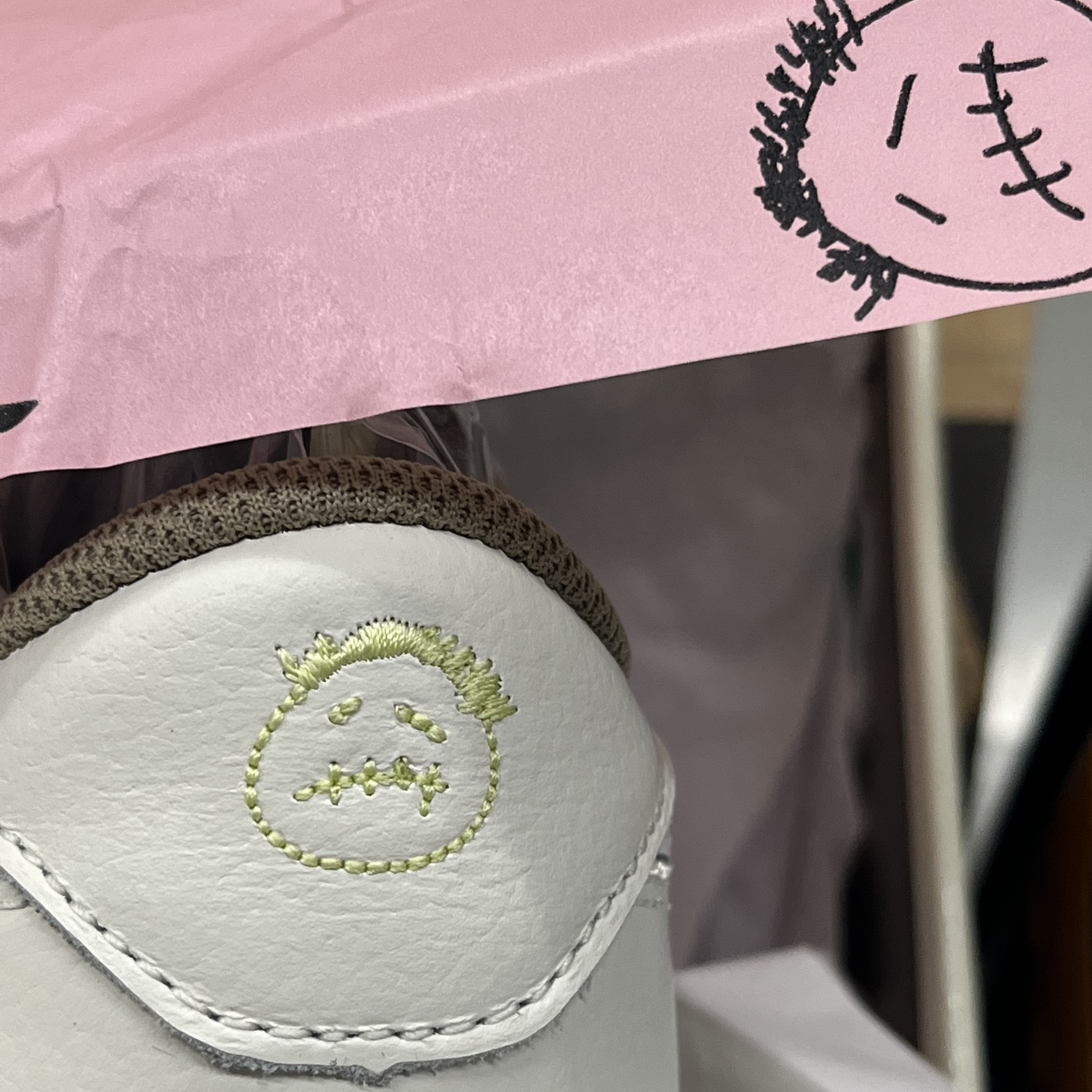 Jordan 1 x Travis Scott Retro Low Golf NRG Neutral Olive 착용 스타일 - 2