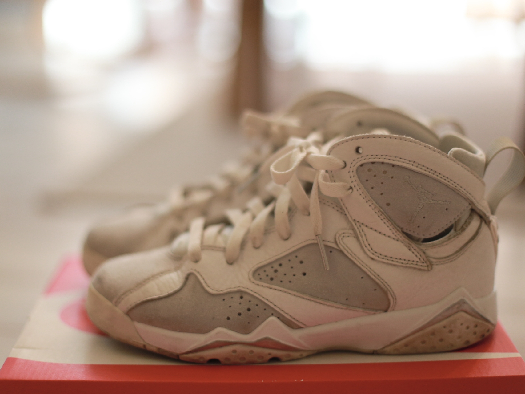 (GS) Jordan 7 Retro Pure Platinum 착용 스타일 - 1