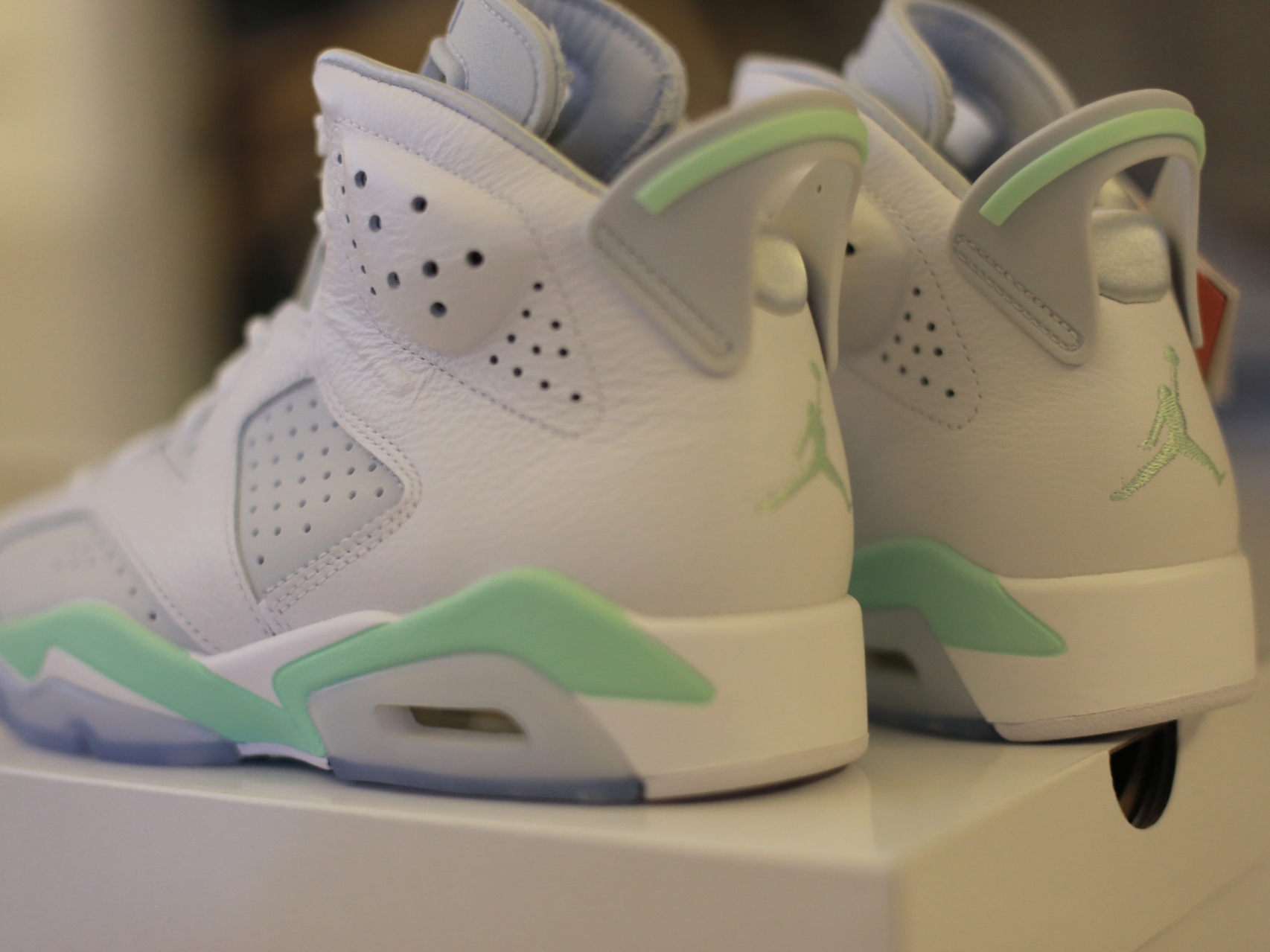 (W) Jordan 6 Retro Mint Foam 착용 스타일 - 5