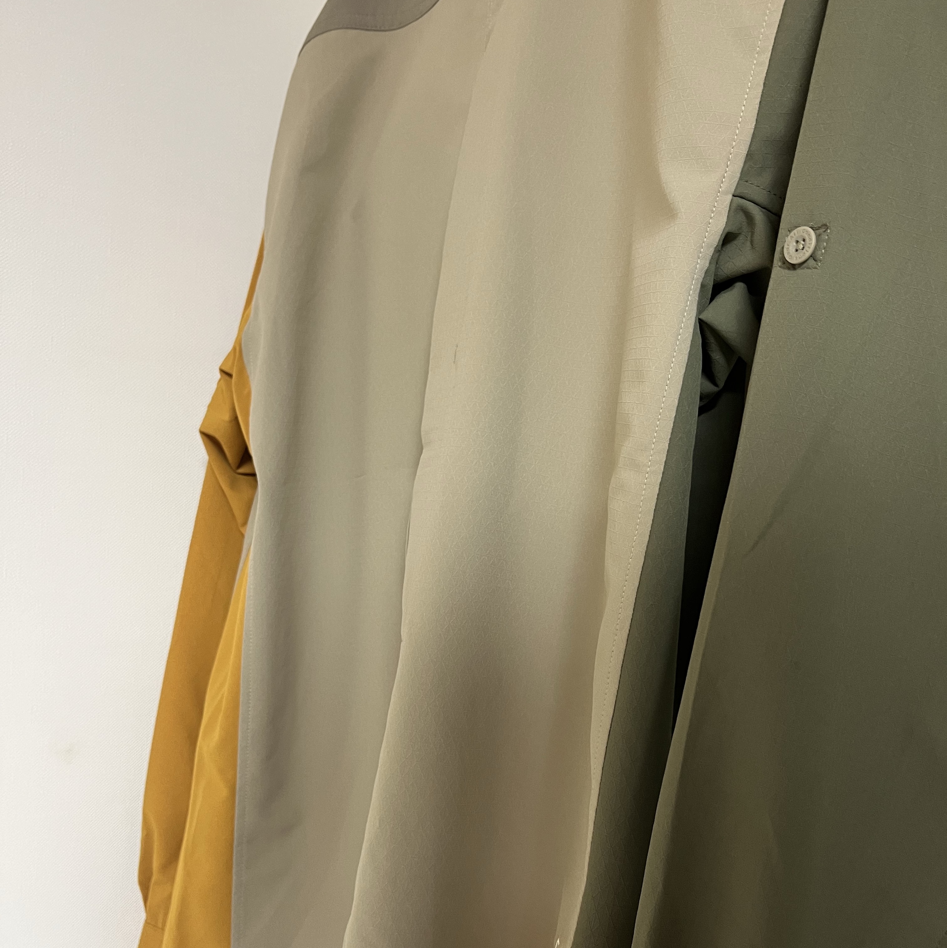 Nike ACG Dri-Fit UV Devastation Trail Shirt Khaki Olive Gold - Asia 착용 스타일 - 2