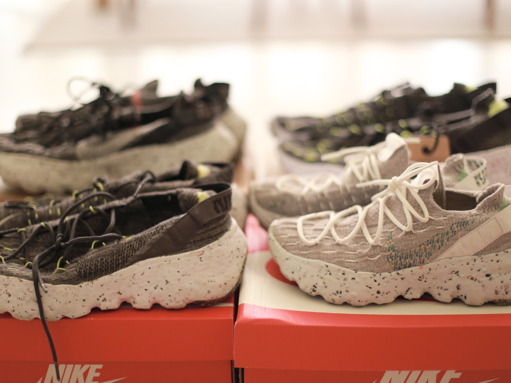 (W) Nike Space Hippie 04 Mean Green, Nike Space Hippie 04 Black Volt 착용 스타일 - 1