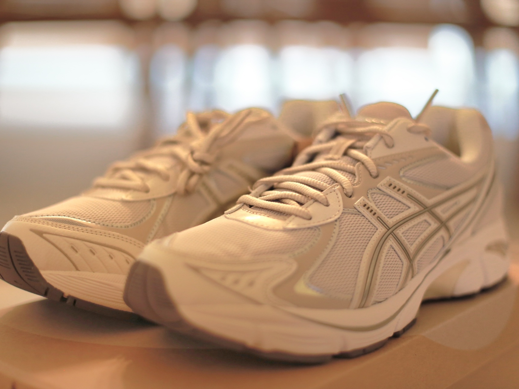 Asics GT-2160 Oatmeal Simply Taupe 착용 스타일 - 2