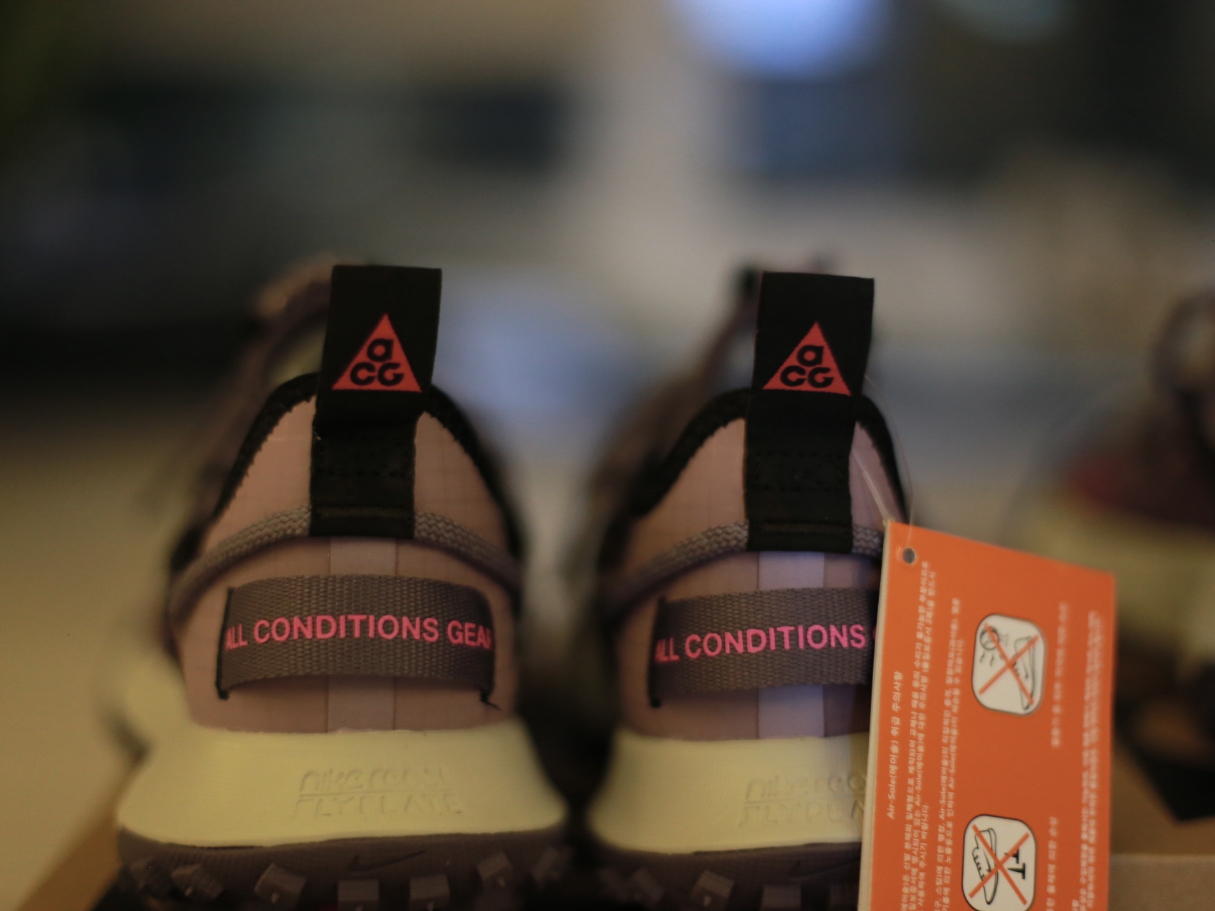 Nike ACG Mountain Fly Low Canyon Purple 착용 스타일 - 4