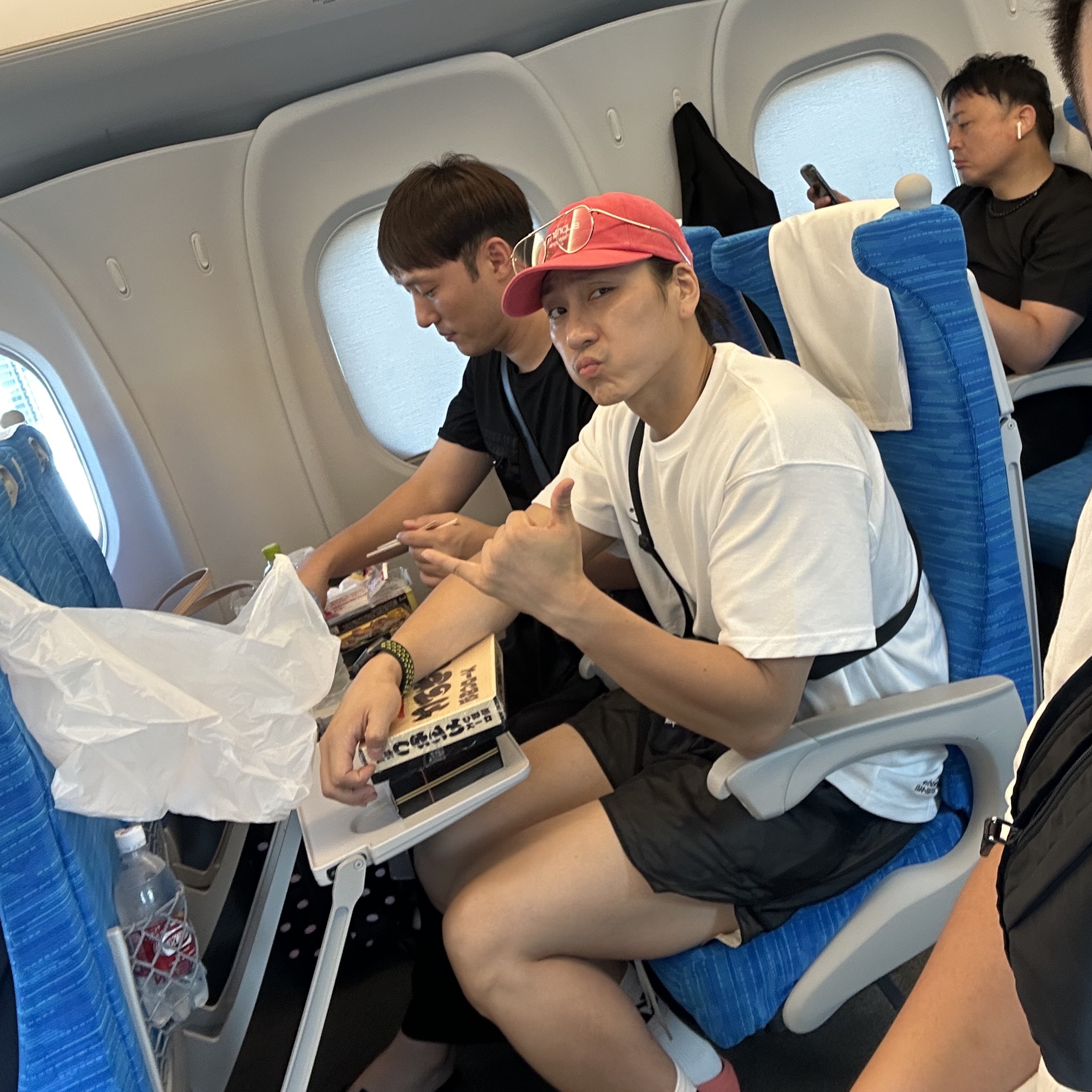 Nike x Fear of God NRG Stretch Shorts Black, Supreme Side Bag Black - 22SS 착용 스타일