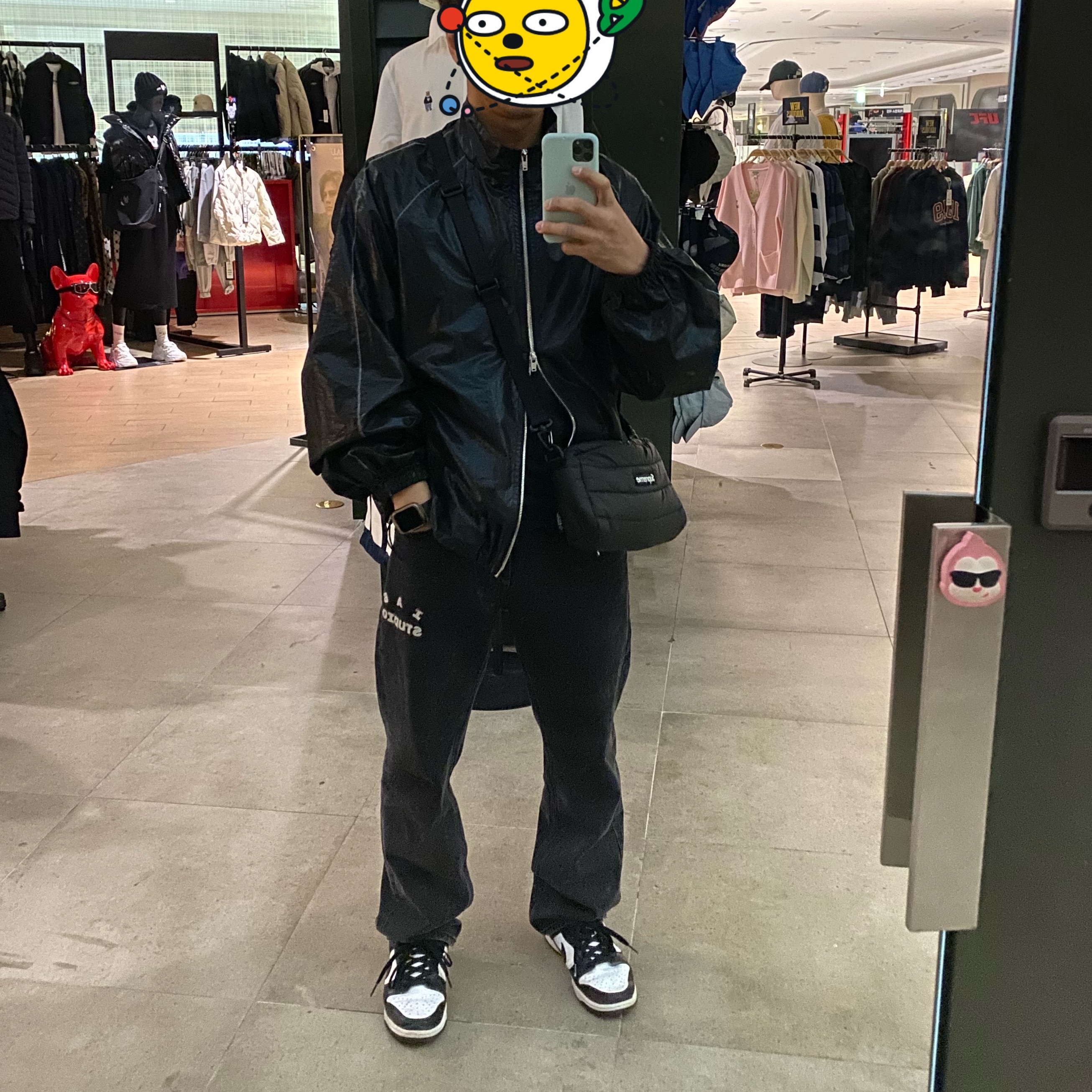 (W) Matin Kim Logo Coating Jumper Black, Supreme Puffer Side Bag Black - 22FW 착용 스타일