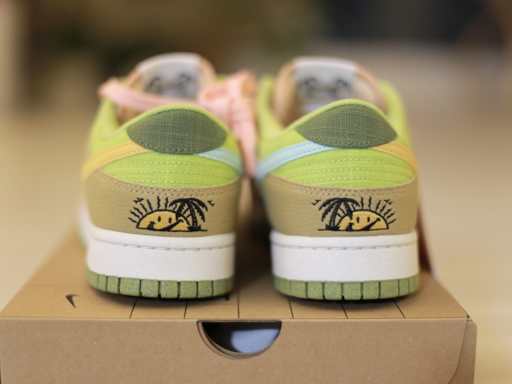Nike Dunk Low Retro SE Next Nature Sun Club Arctic Orange 착용 스타일 - 6