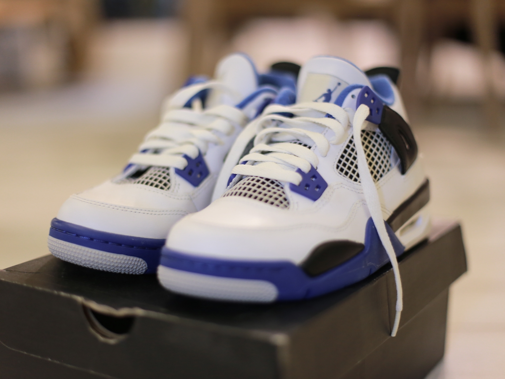(GS) Jordan 4 Retro Motorsports 2017 착용 스타일 - 2