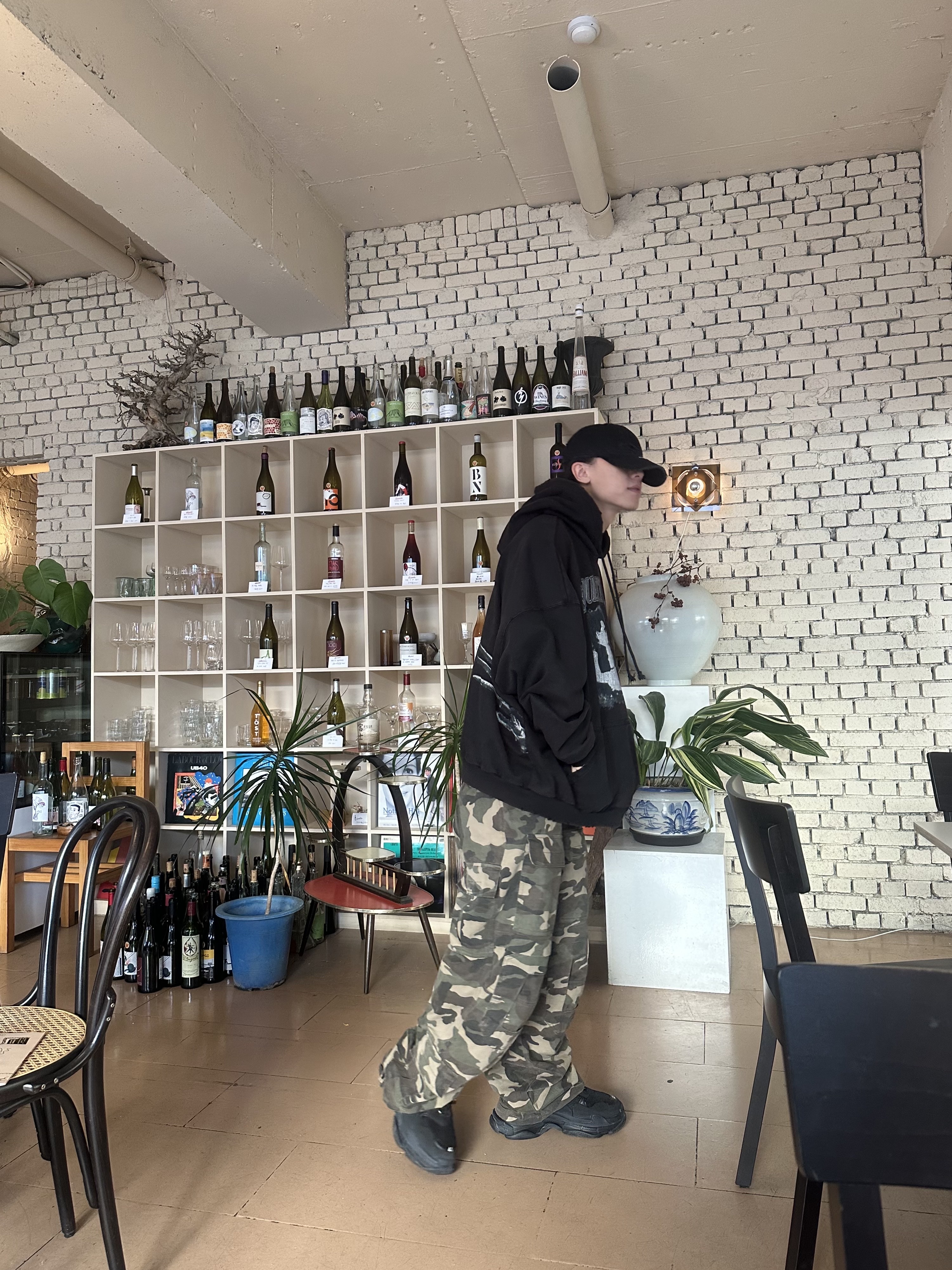 Project G/R Etiquette Lesson Vintage Washed Hoodie Black, Project G/R Tactical Cargo Pants Camo 착용 스타일 - 1
