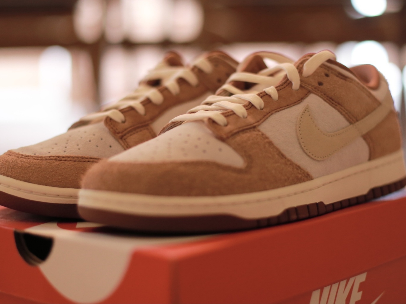 Nike Dunk Low Pro Premium Medium Curry 착용 스타일 - 2