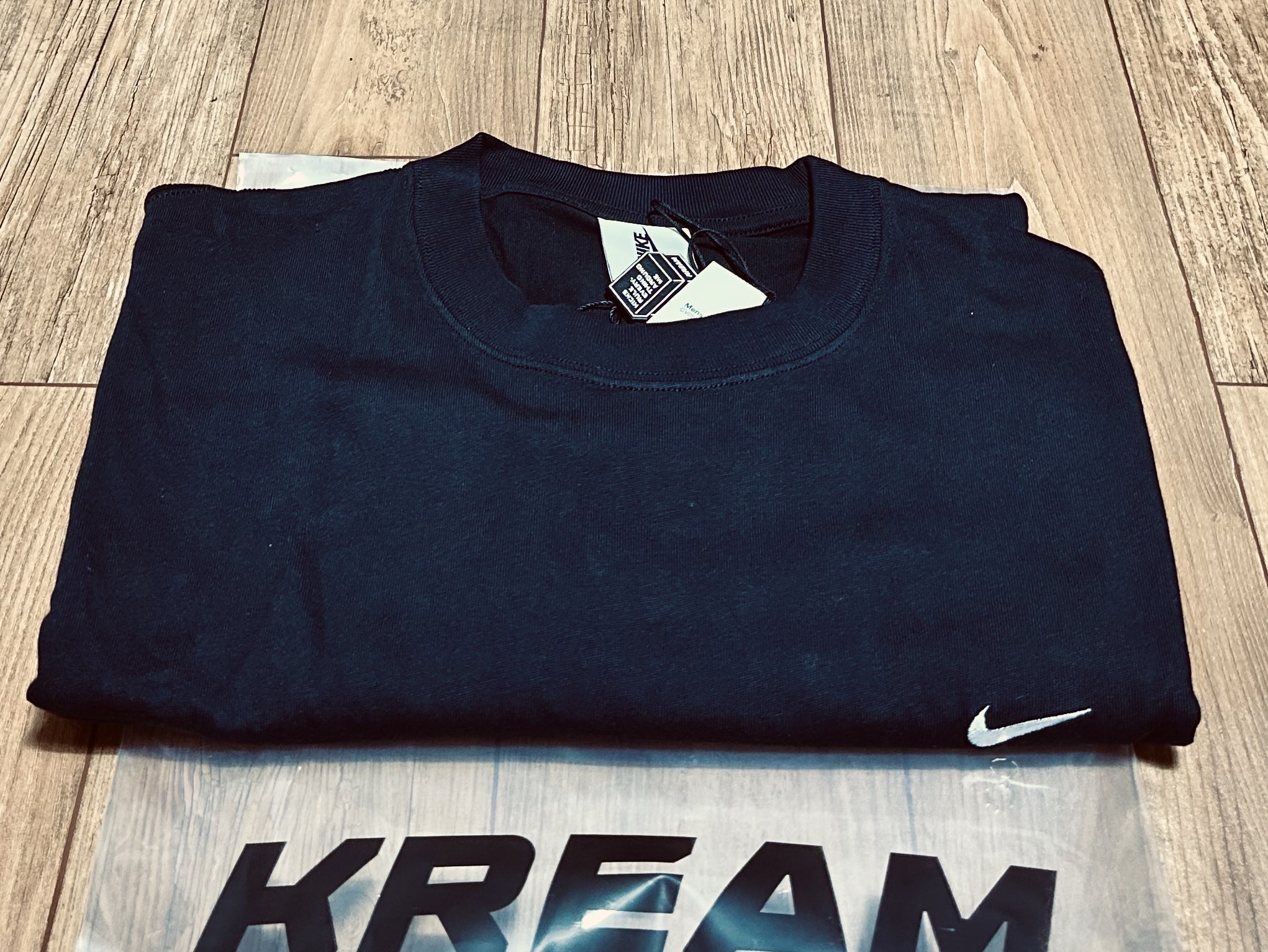Nike NRG Solo Swoosh T-Shirt Black - US/EU 착용 스타일