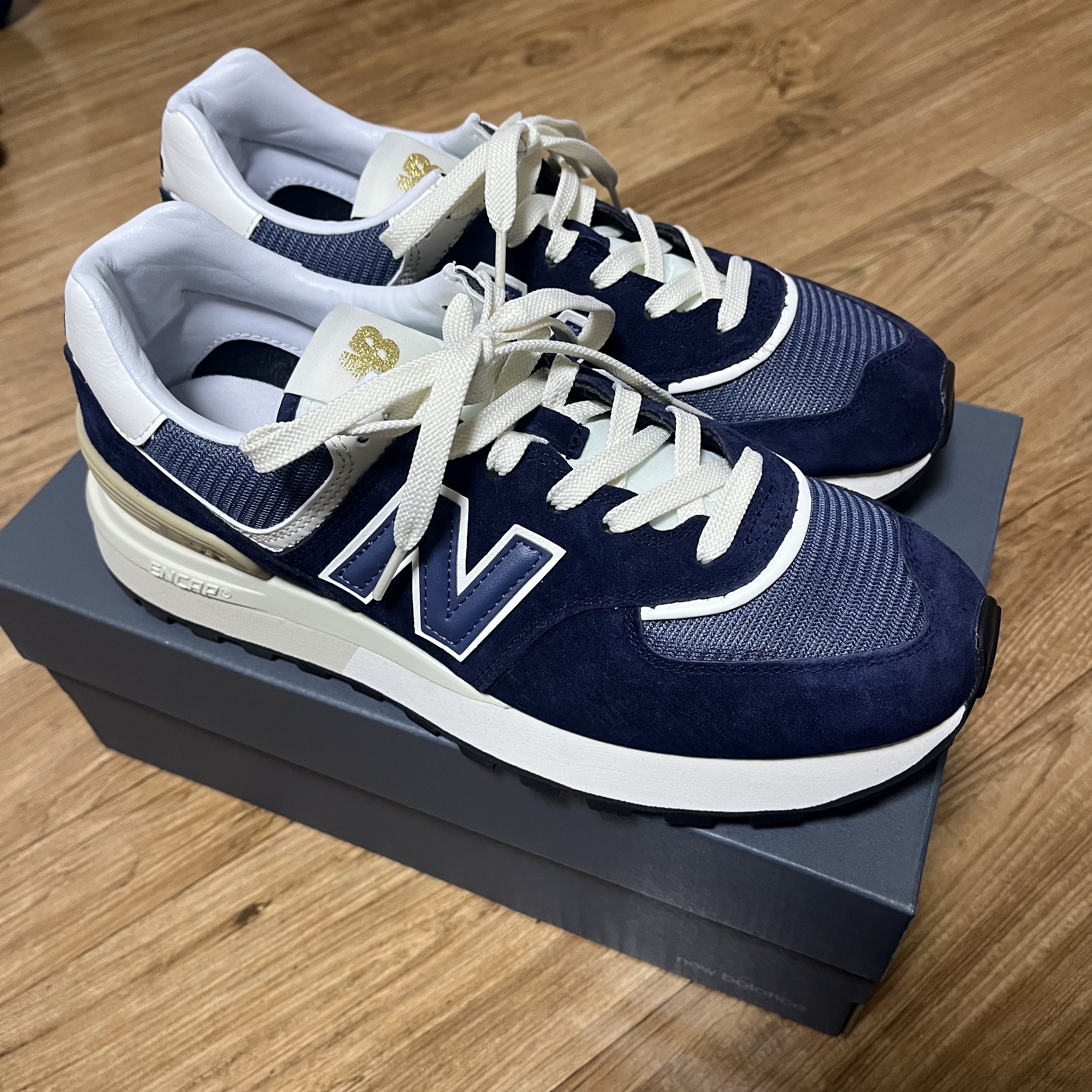 New Balance 574 Legacy Navy 착용 스타일