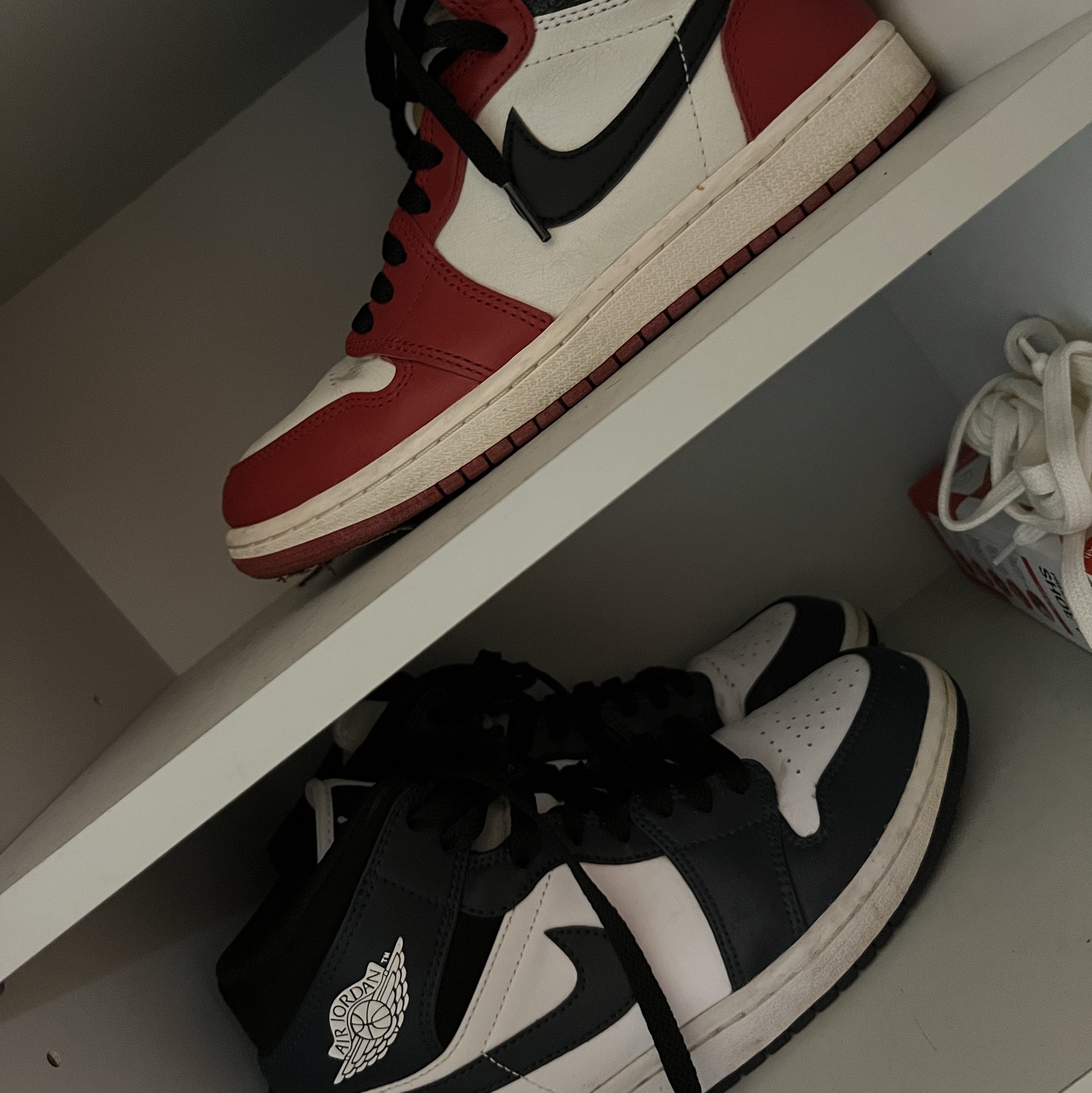 Jordan 1 Retro High OG Chicago 2022, Jordan 1 Mid Dark Teal 착용 스타일