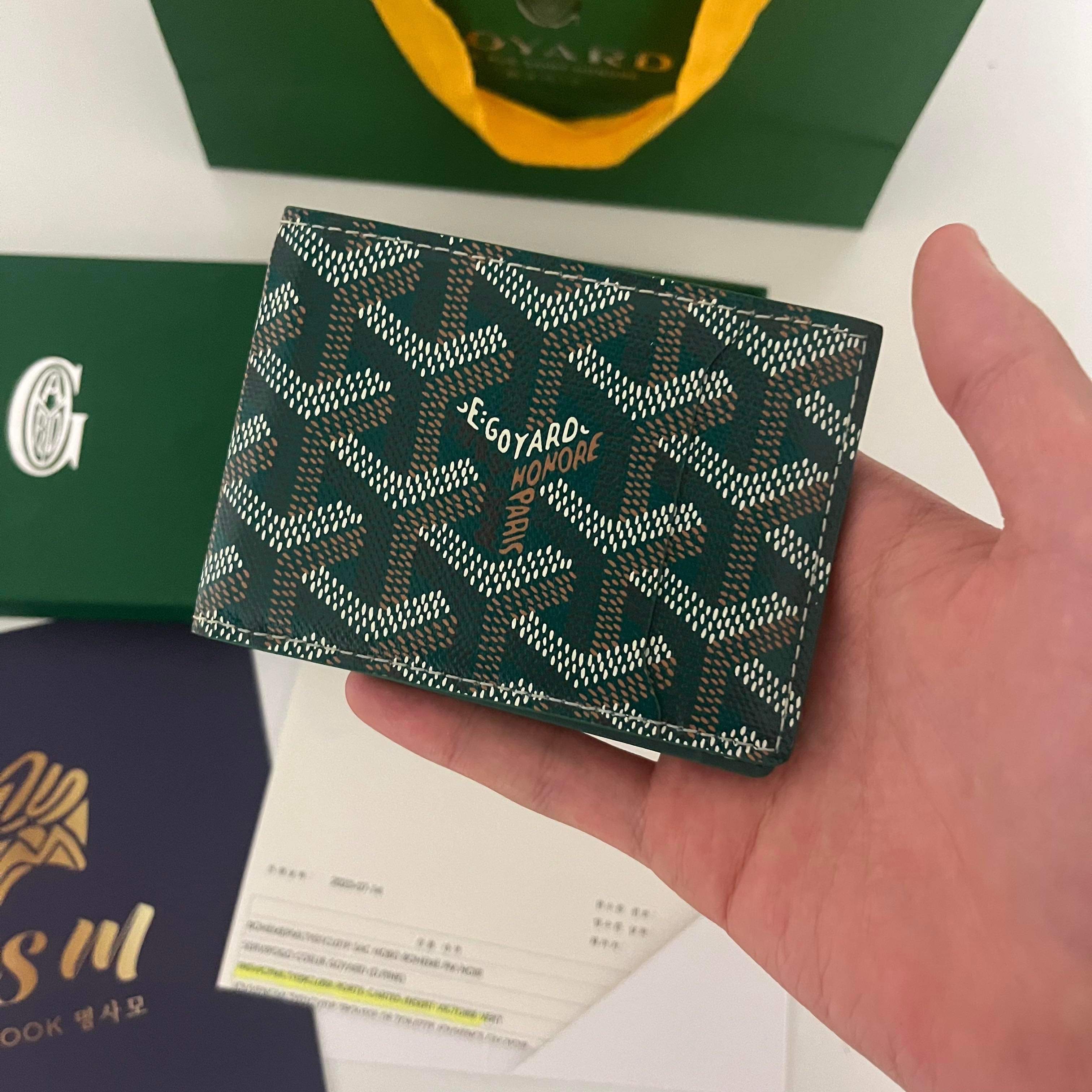 Goyard Insert Victoire Card Holder Green 착용 스타일 - 2