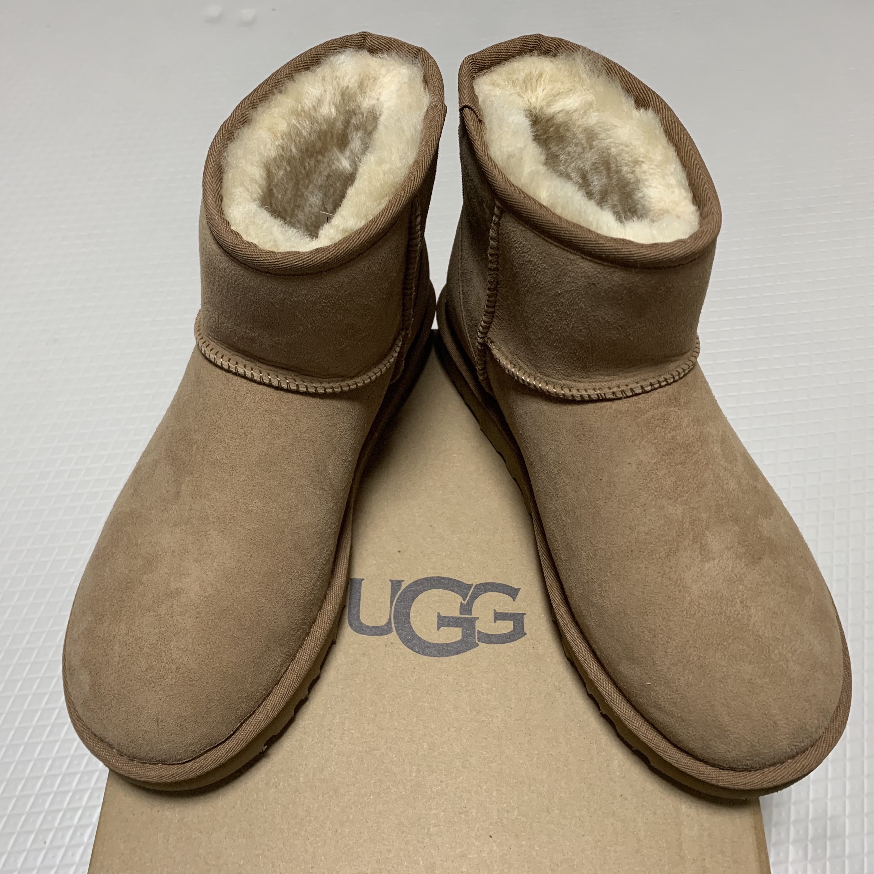 (W) UGG Classic Mini II Boots Chestnut 착용 스타일