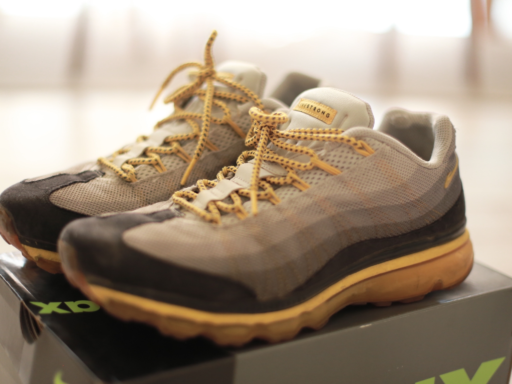 (W) Nike Air Max 95 Dynamic Flywire LAF Livestrong 착용 스타일 - 2