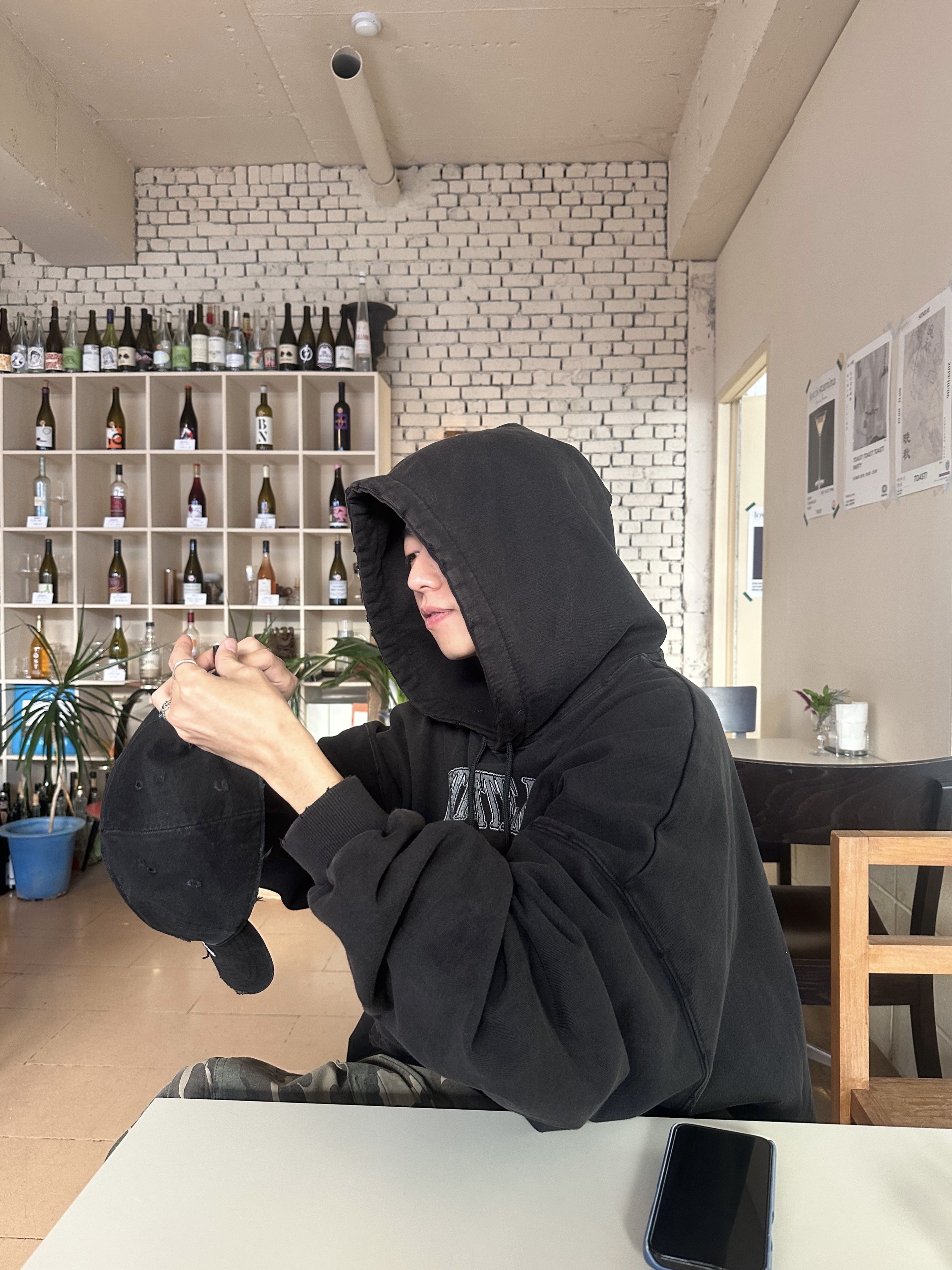 Project G/R Etiquette Lesson Vintage Washed Hoodie Black, Project G/R Tactical Cargo Pants Camo 착용 스타일 - 3