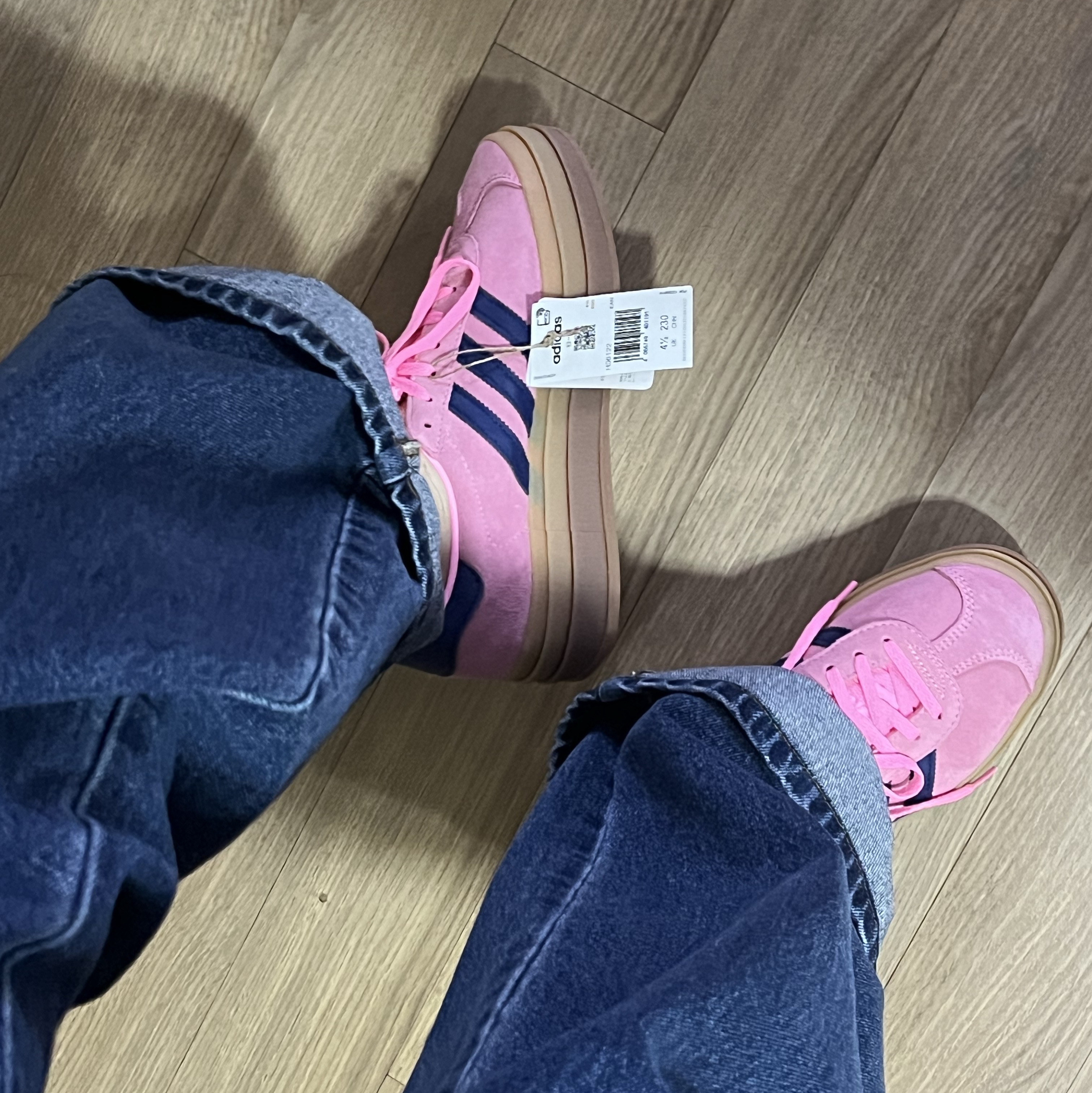 (W) Adidas Gazelle Bold Pink Glow Victory Blue 착용 스타일