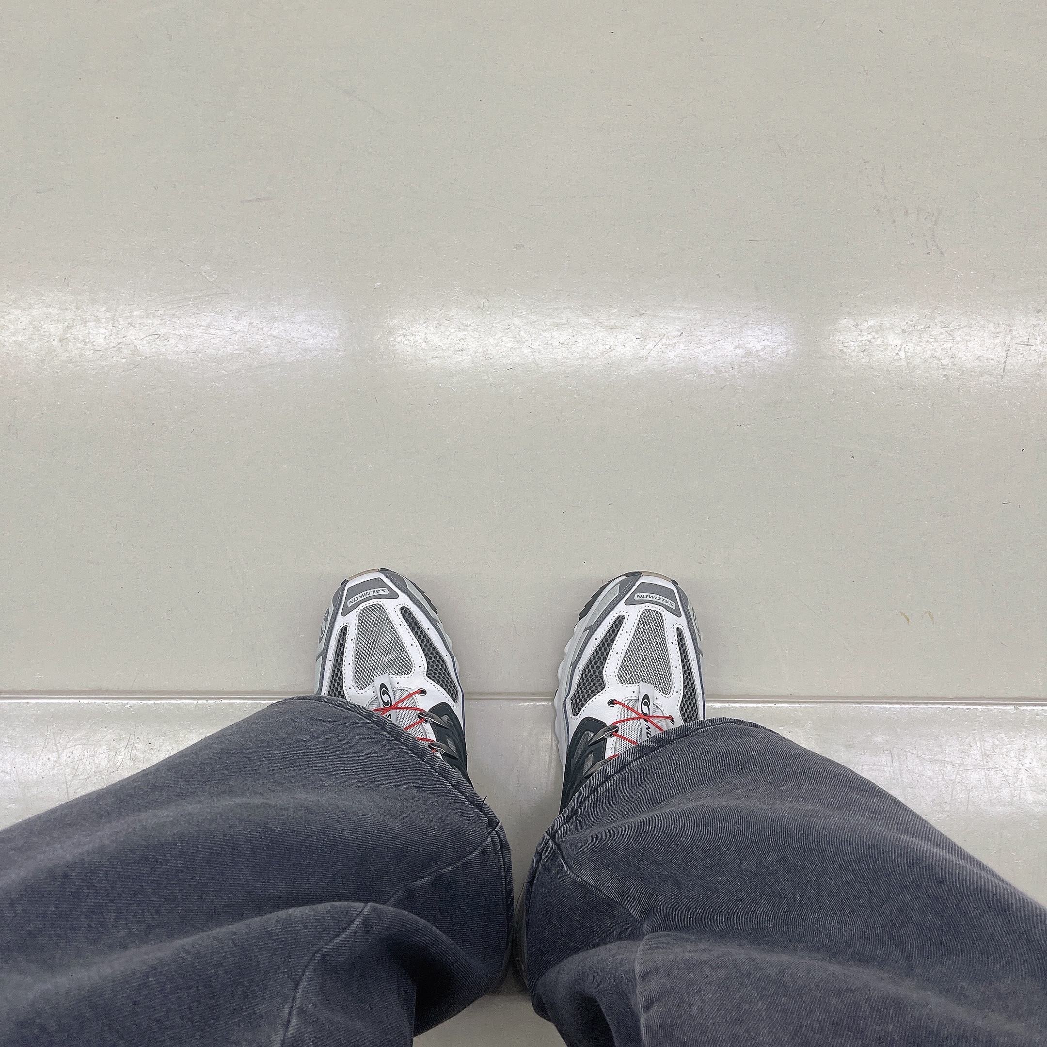 Salomon ACS Pro Beluga Vintage Khaki 착용 스타일