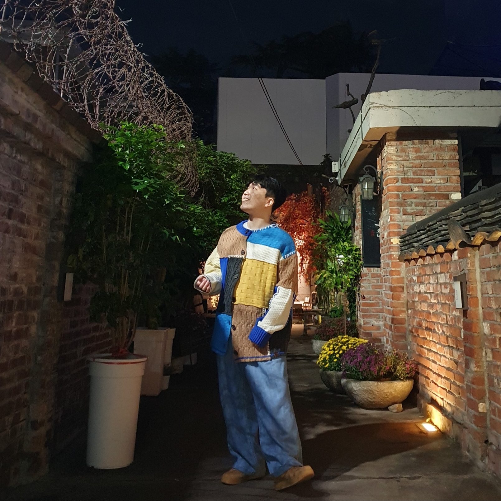 Nike Air Force 1 '07 WB Flax, Zara x Ader Error Patchwork Oversize Knit Cardigan Multicolor 착용 스타일