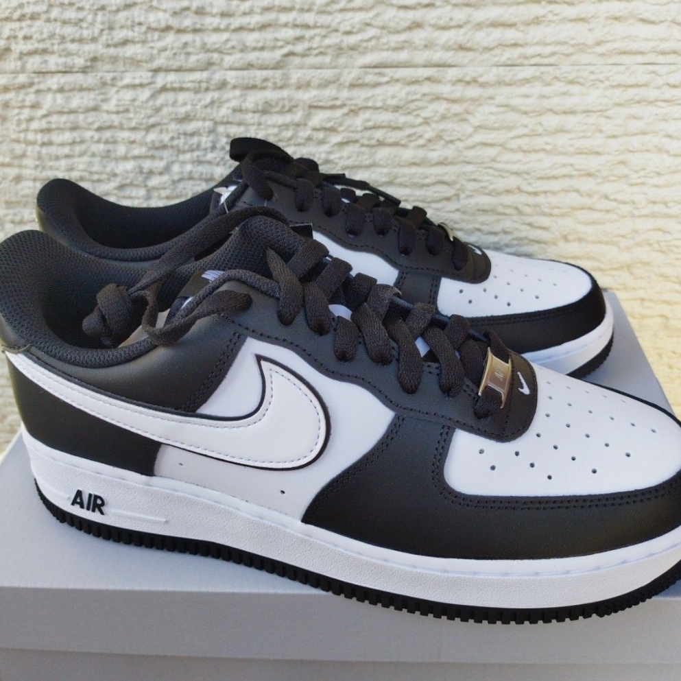 Nike Air Force 1 '07 Black White 착용 스타일
