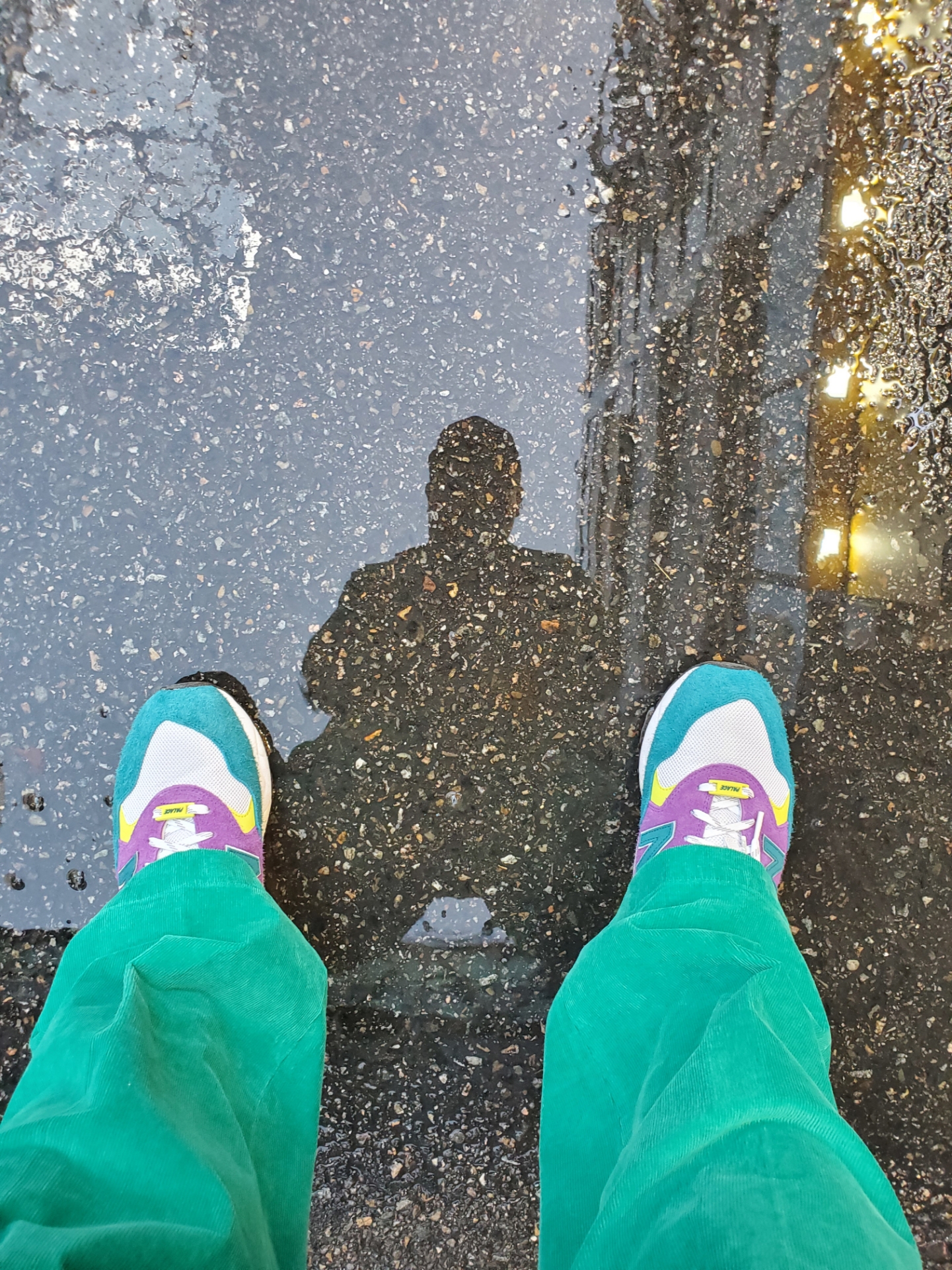 New Balance x Palace MT580 Shaded Spruce Pansy 착용 스타일 - 3