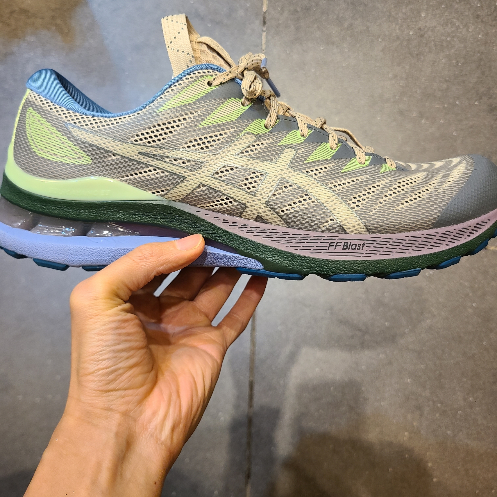 (W) Asics FN3-S Gel-Kayano 28 Gargoyle Fog 착용 스타일
