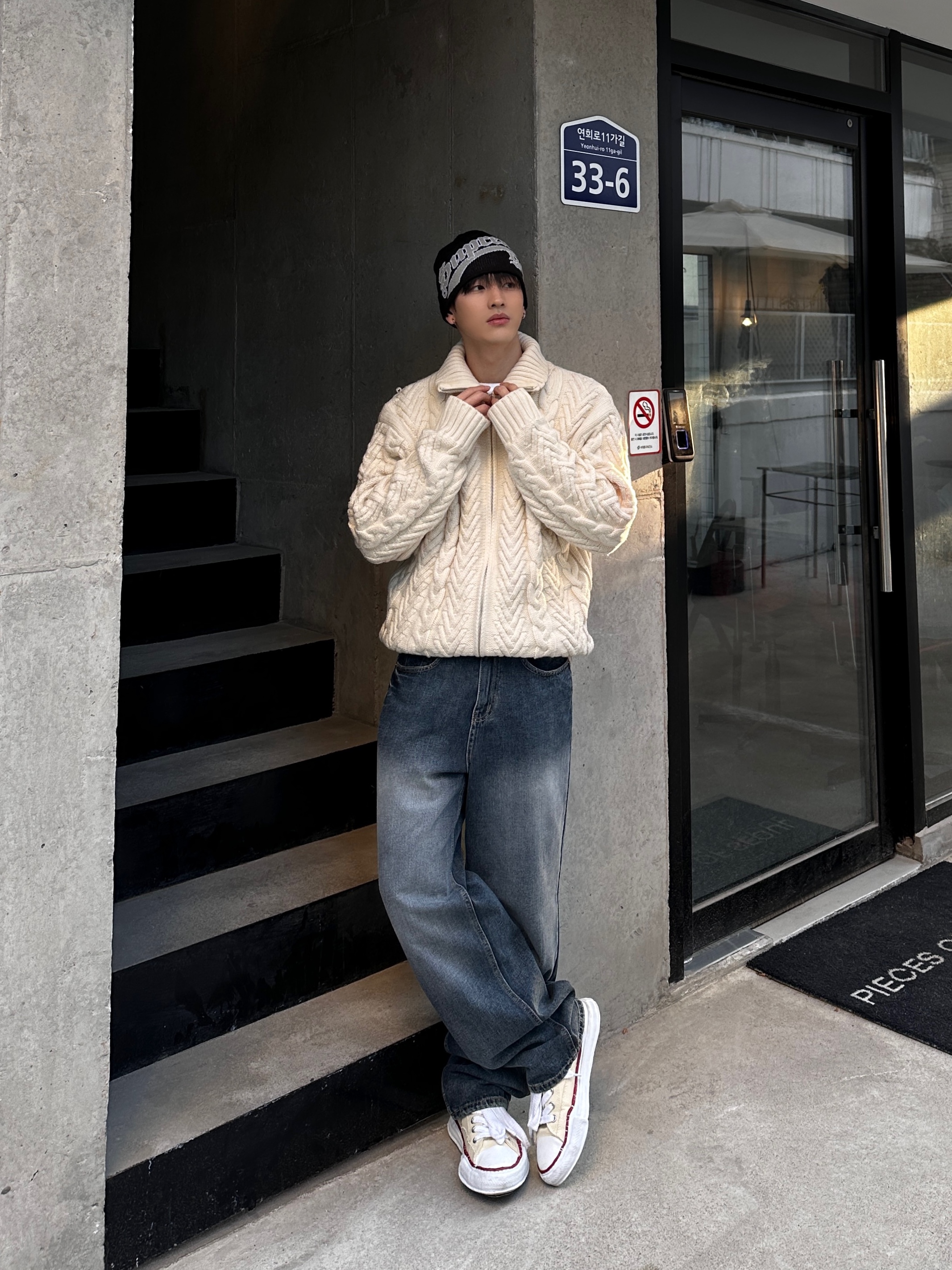 Maison Mihara Yasuhiro Peterson OG Sole Canvas Low-top Sneakers Natural, Supreme New Era Script Beanie Black - 22FW 착용 스타일 - 3