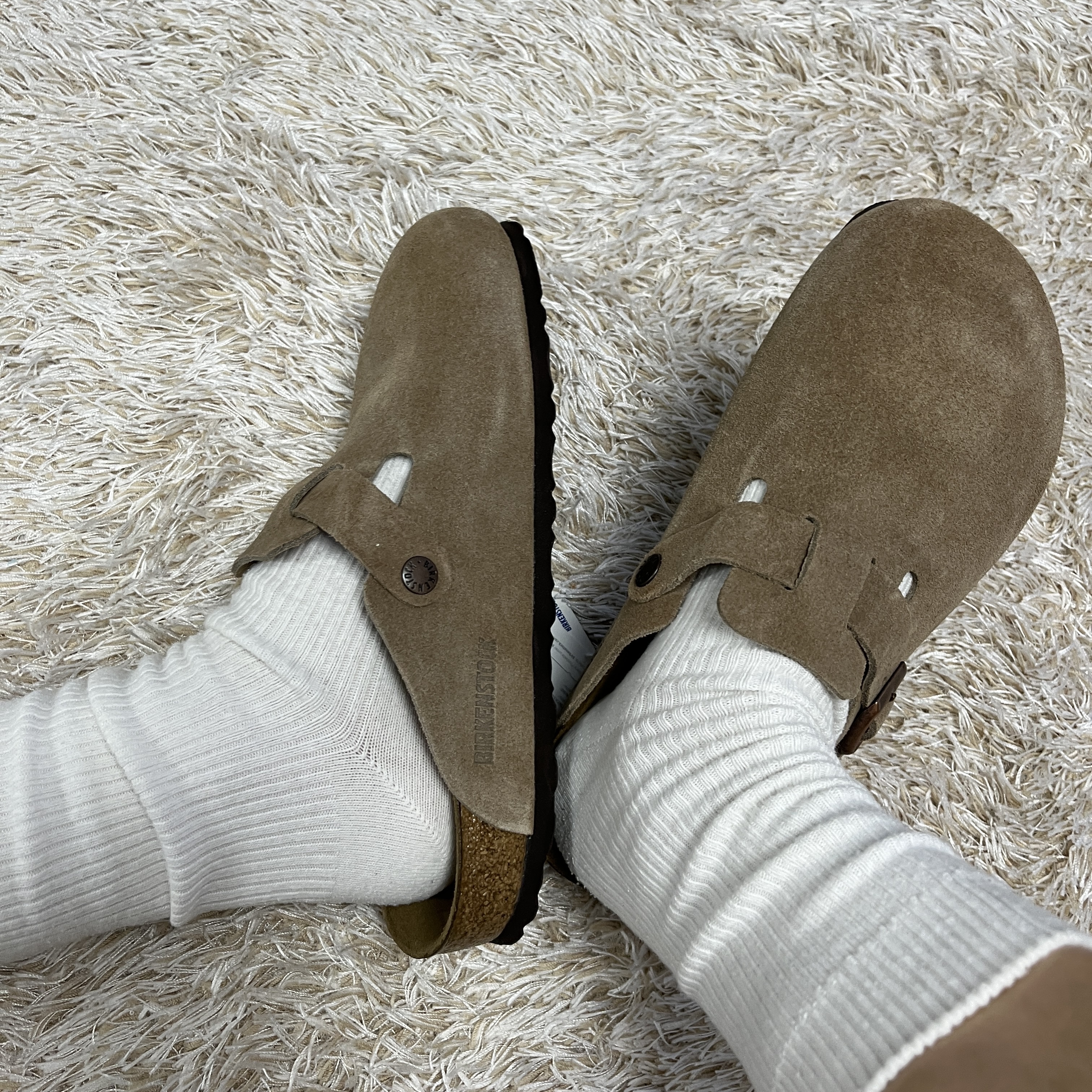 Birkenstock Boston Soft Footbed Taupe - Regular 착용 스타일 - 1