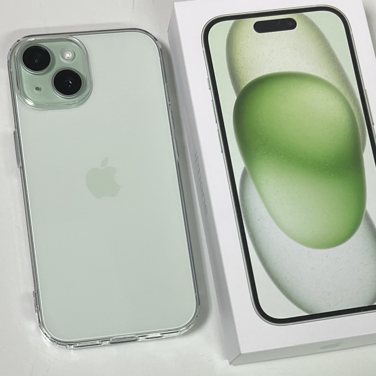 Apple iPhone 15 256GB Green (Korean Ver.) 착용 스타일