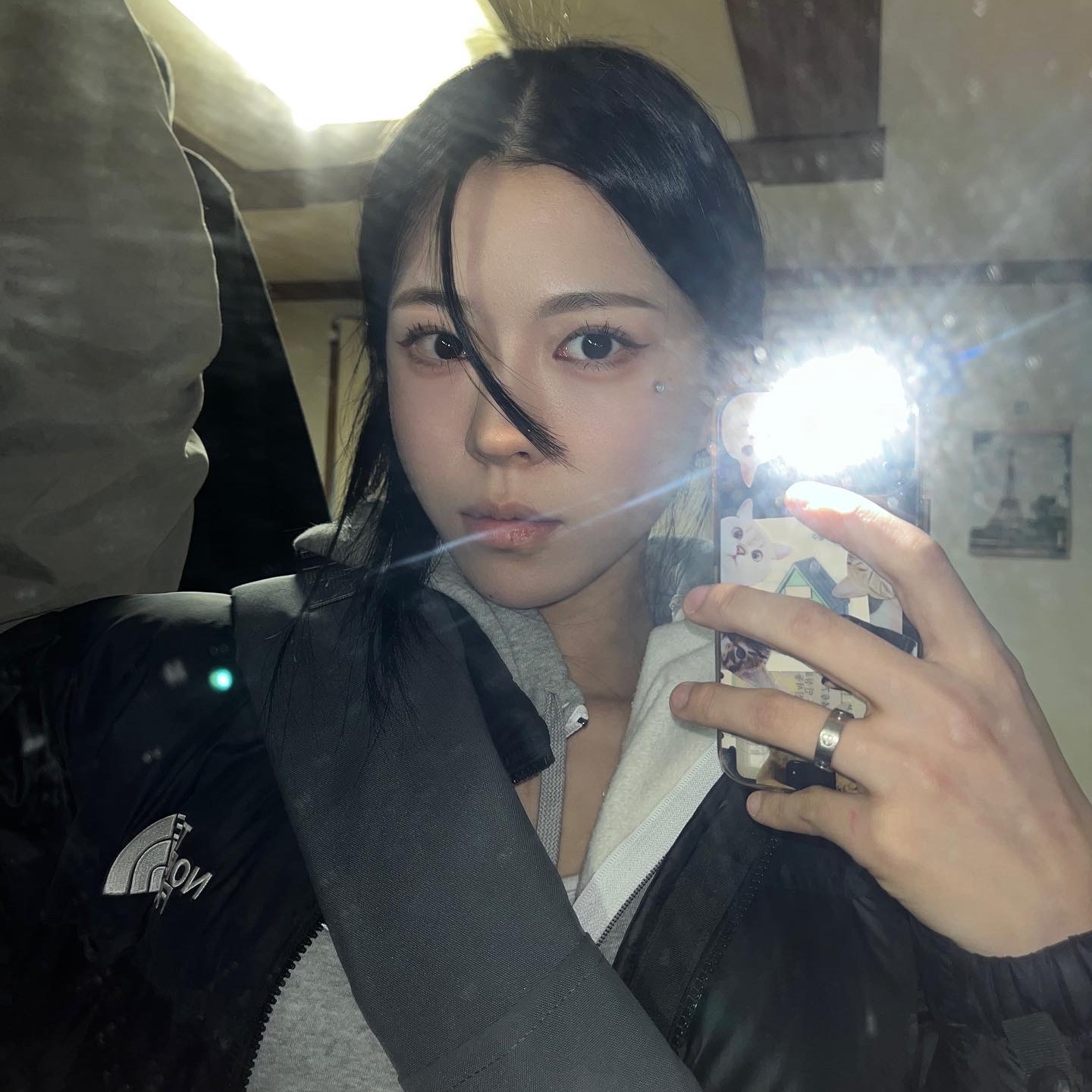 The North Face 1996 Eco Nuptse Jacket Black 착용 스타일 - 2
